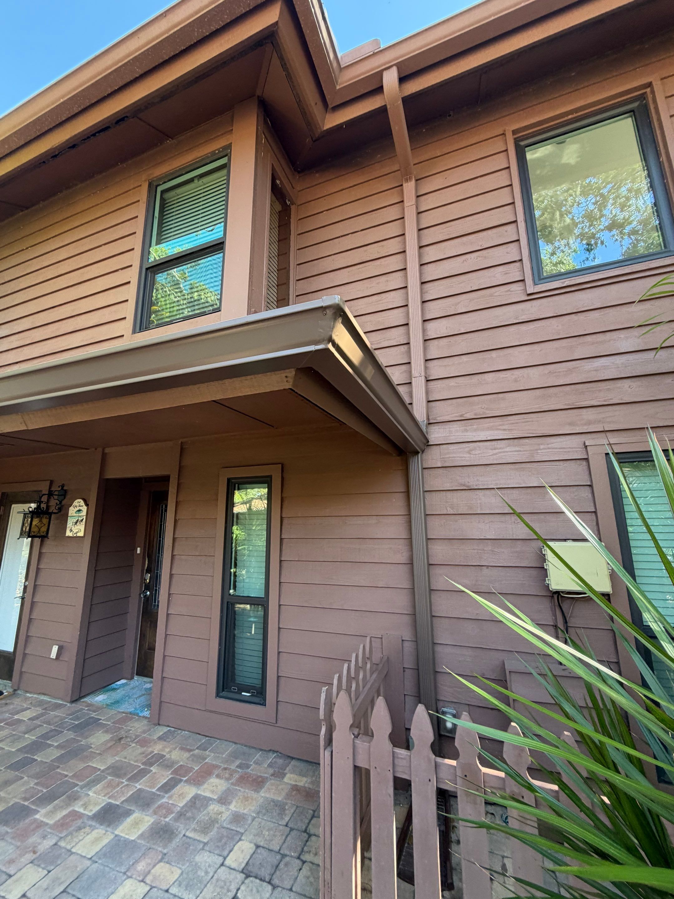 6-inch Seamless Gutters Installed in Sarasota FL by Gutter Professors