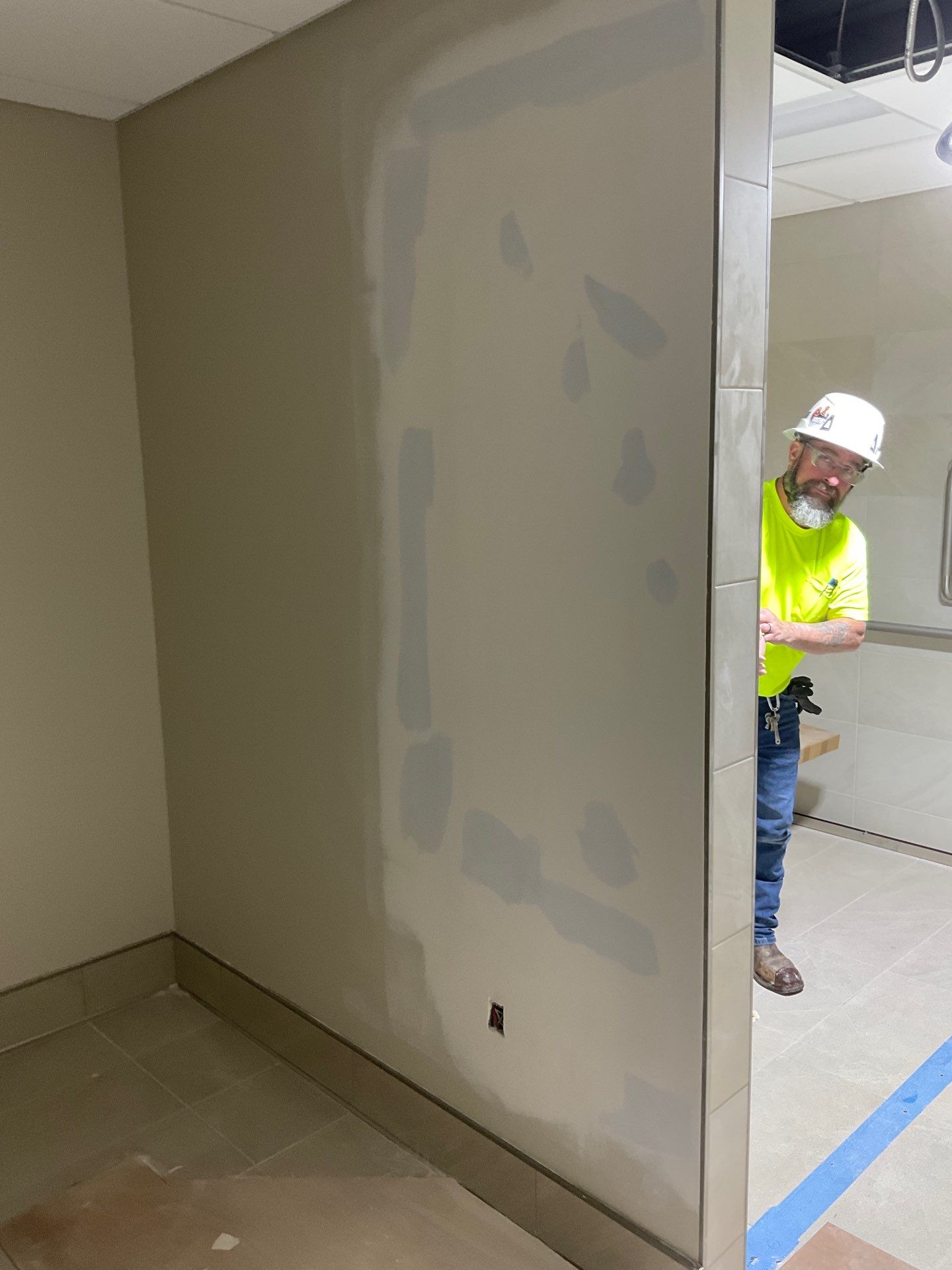 Huron Medical Center Facility Renovation and Interior Build-Out by Select Painting, Coatings & Garage Cabinets