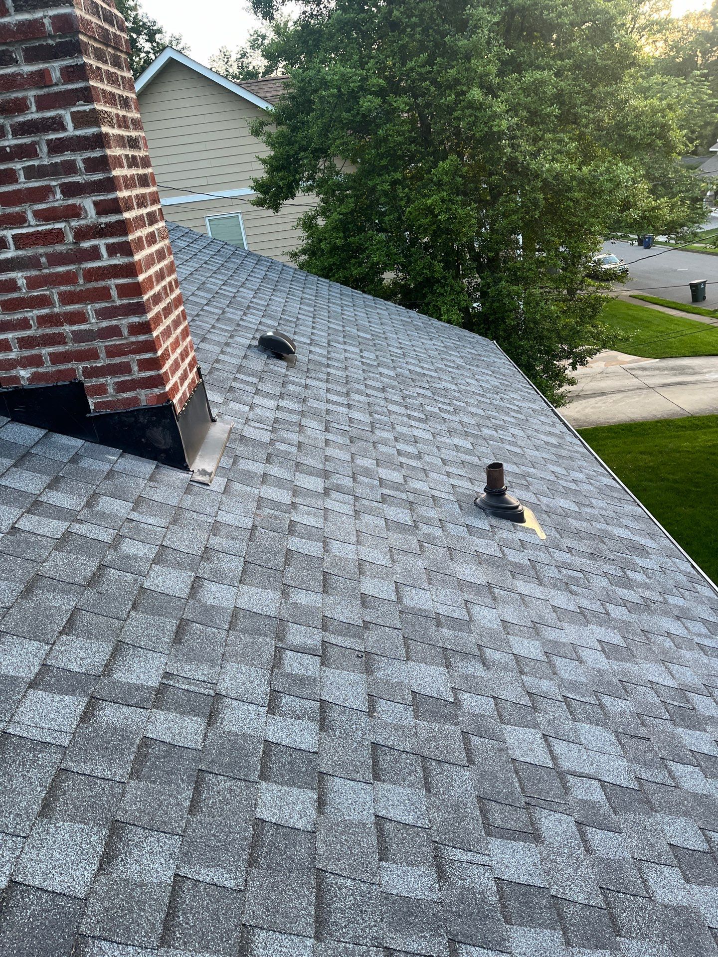 Arlington: CertainTeed Landmark Pro Designer Shingles in Max Def Pewter by RM Banning, Inc.