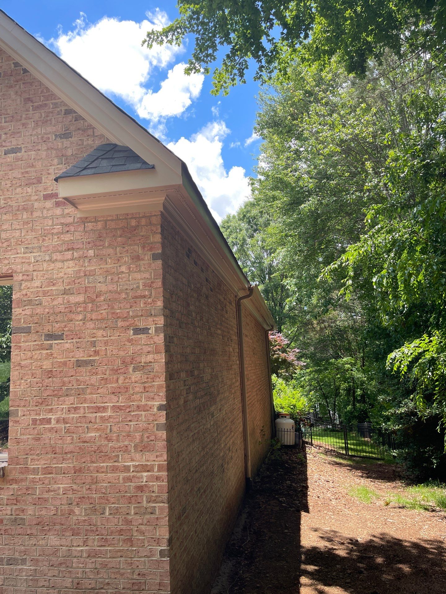 Beautiful 6" Seamless Gutter by Peak 2 Peak Services LLC