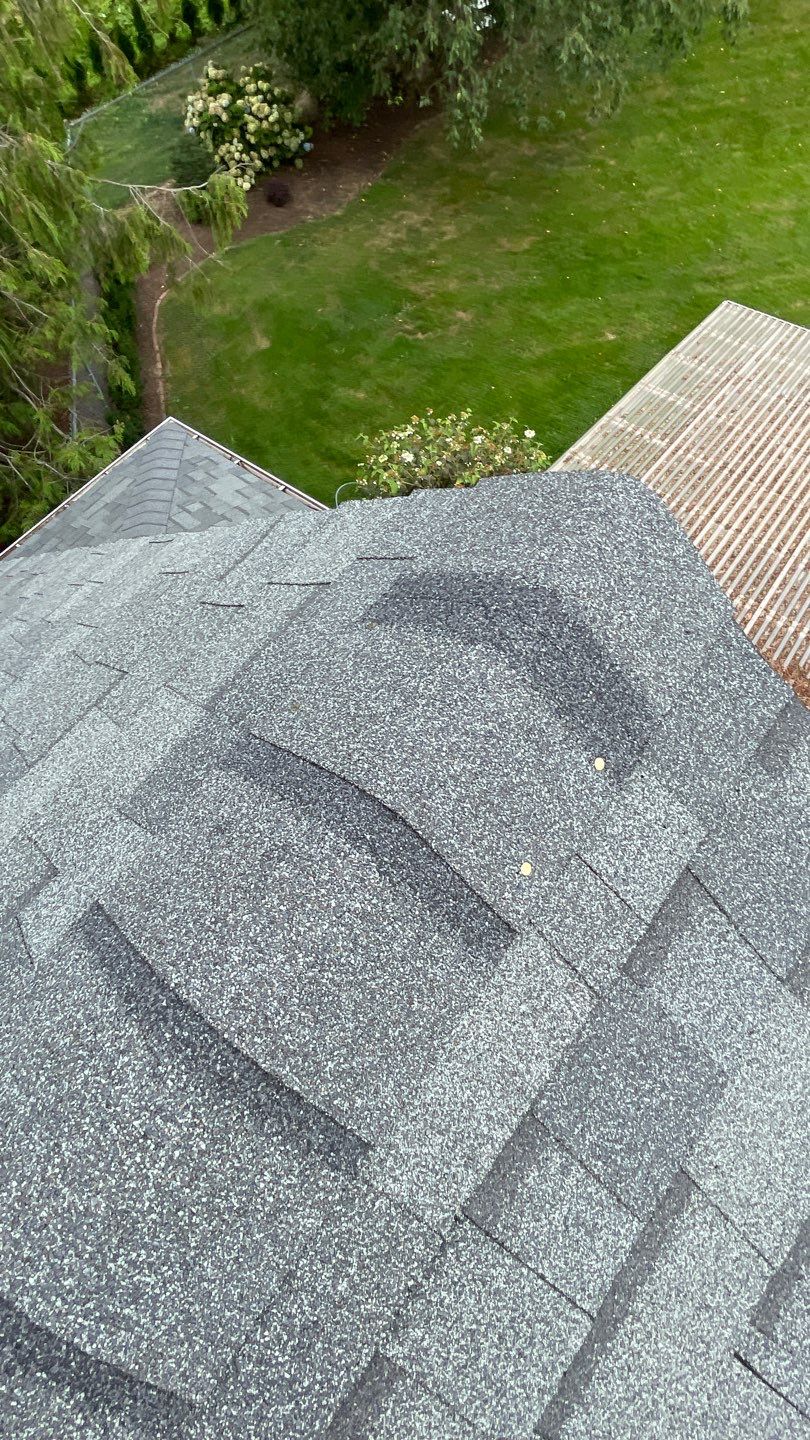 Residential Roofing Installation using OC Oakridge shingles by Top Notch Roofing Inc