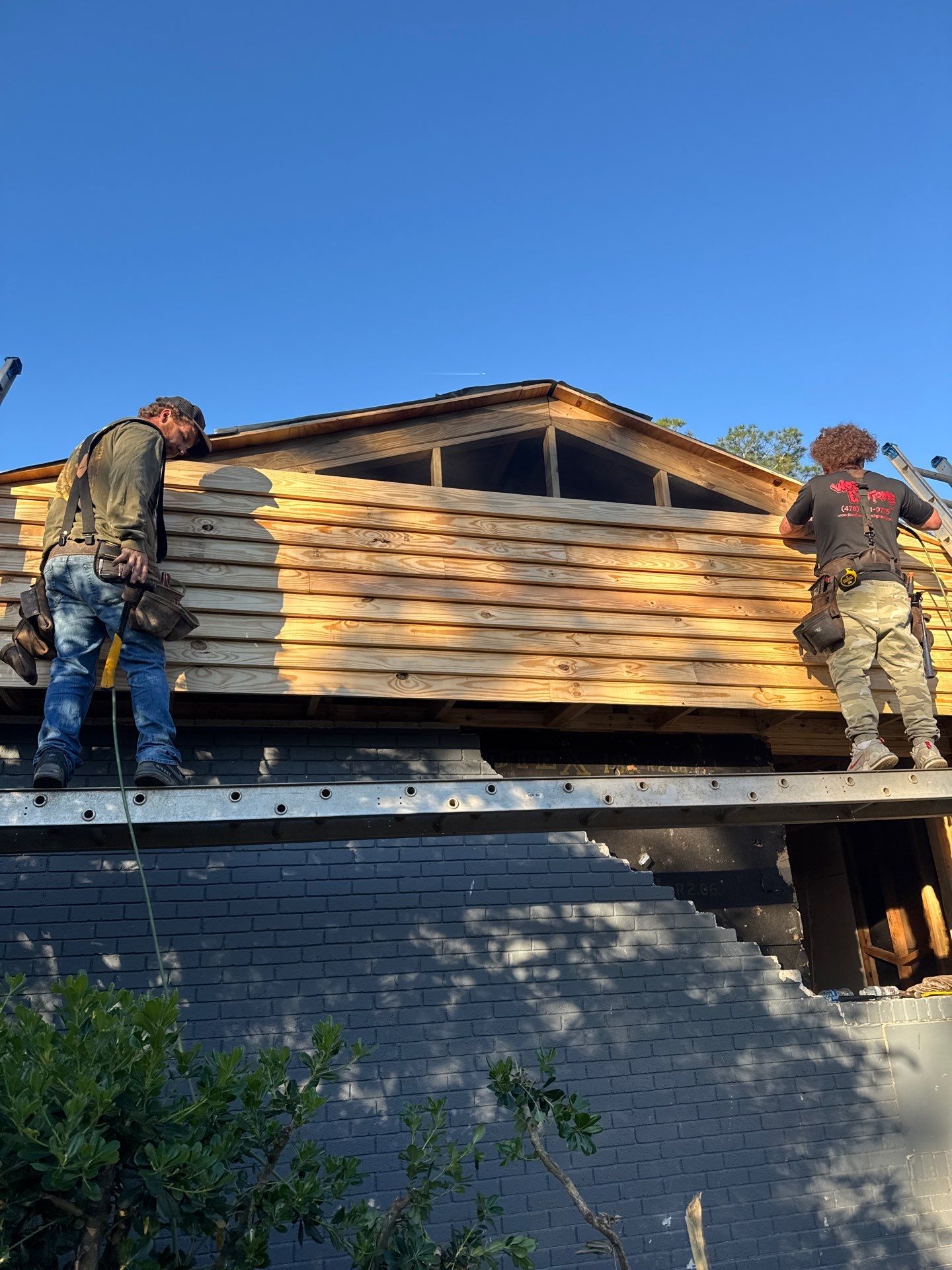 Valdosta Roofing Repair  by J & J Remodeling Of Ga LLC