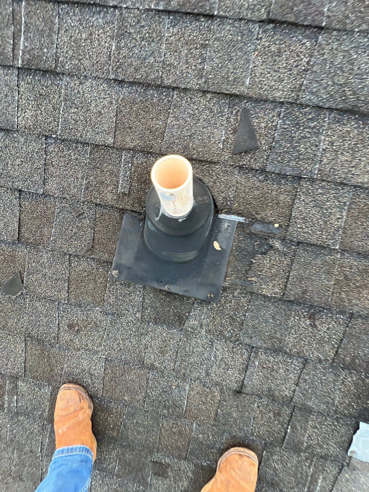 Hail Damage using Owen's Corning Duration (Lifetime) Shingles by Roof Repair Company