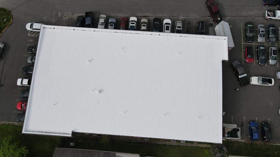 Project by Commercial Roofing Pros  by Commercial Roofing Pros 
