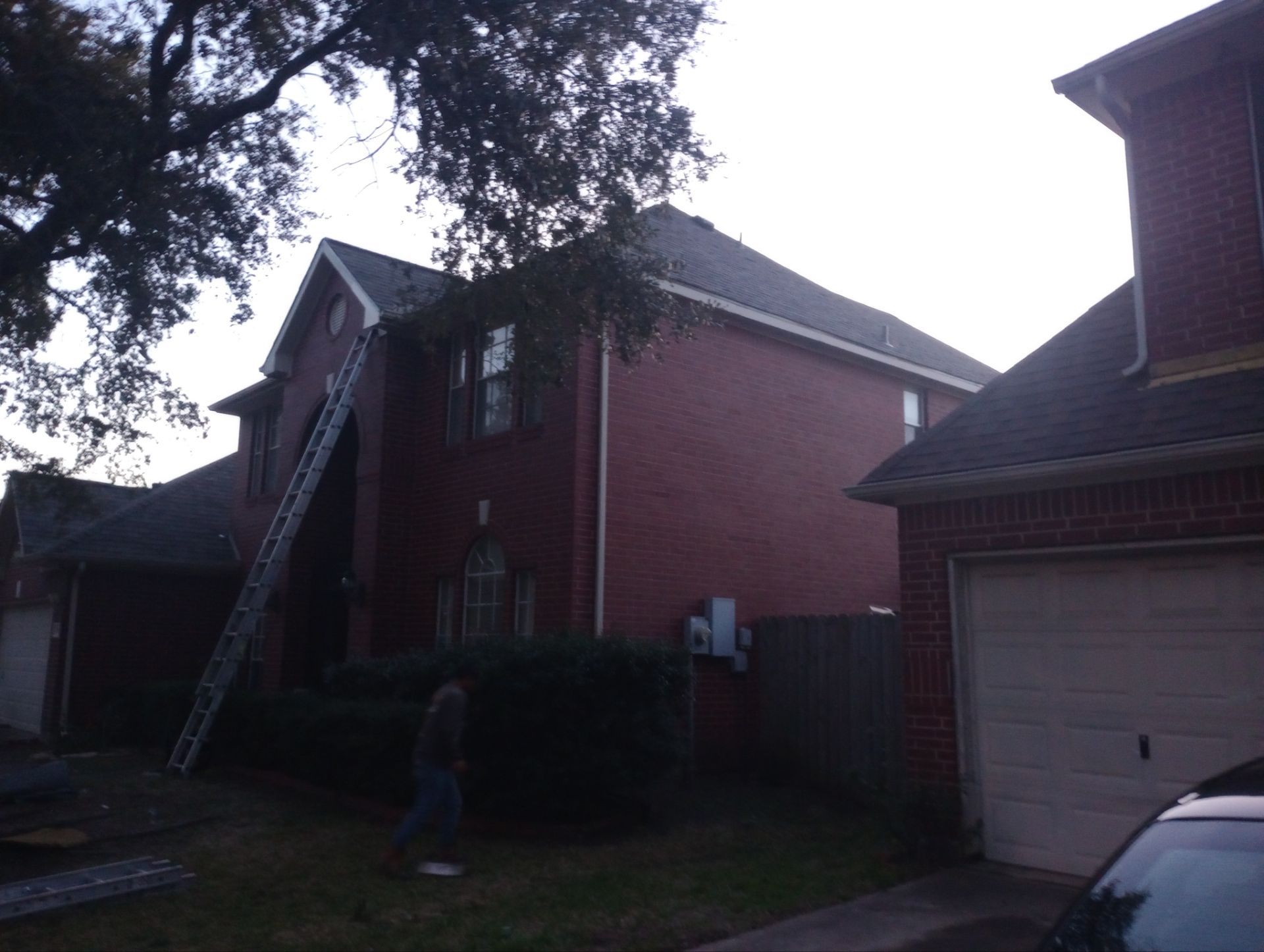 Residential Roofing Installation using Owen's Corning Duration (Lifetime) Shingles by Roof Repair Company