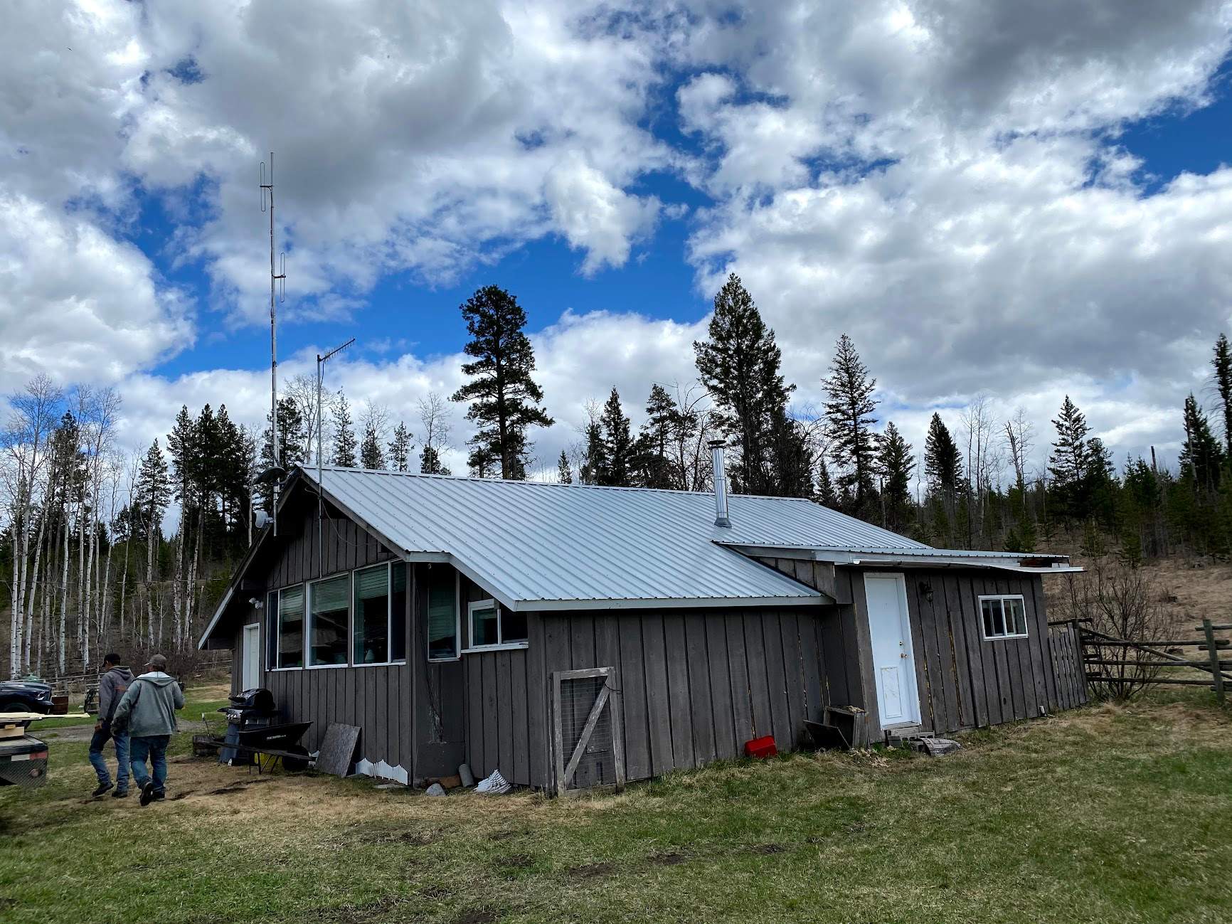 Residential Roofing Installation using Duraclad 26ga by Top Notch Roofing Inc