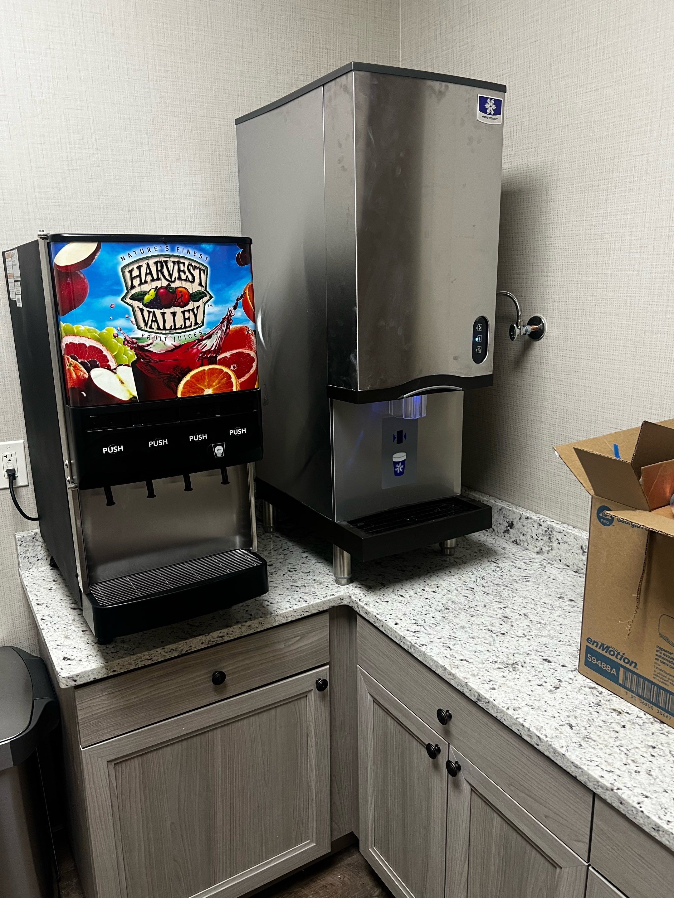 Lantern of Knoxville by Supreme Restaurant Equipment