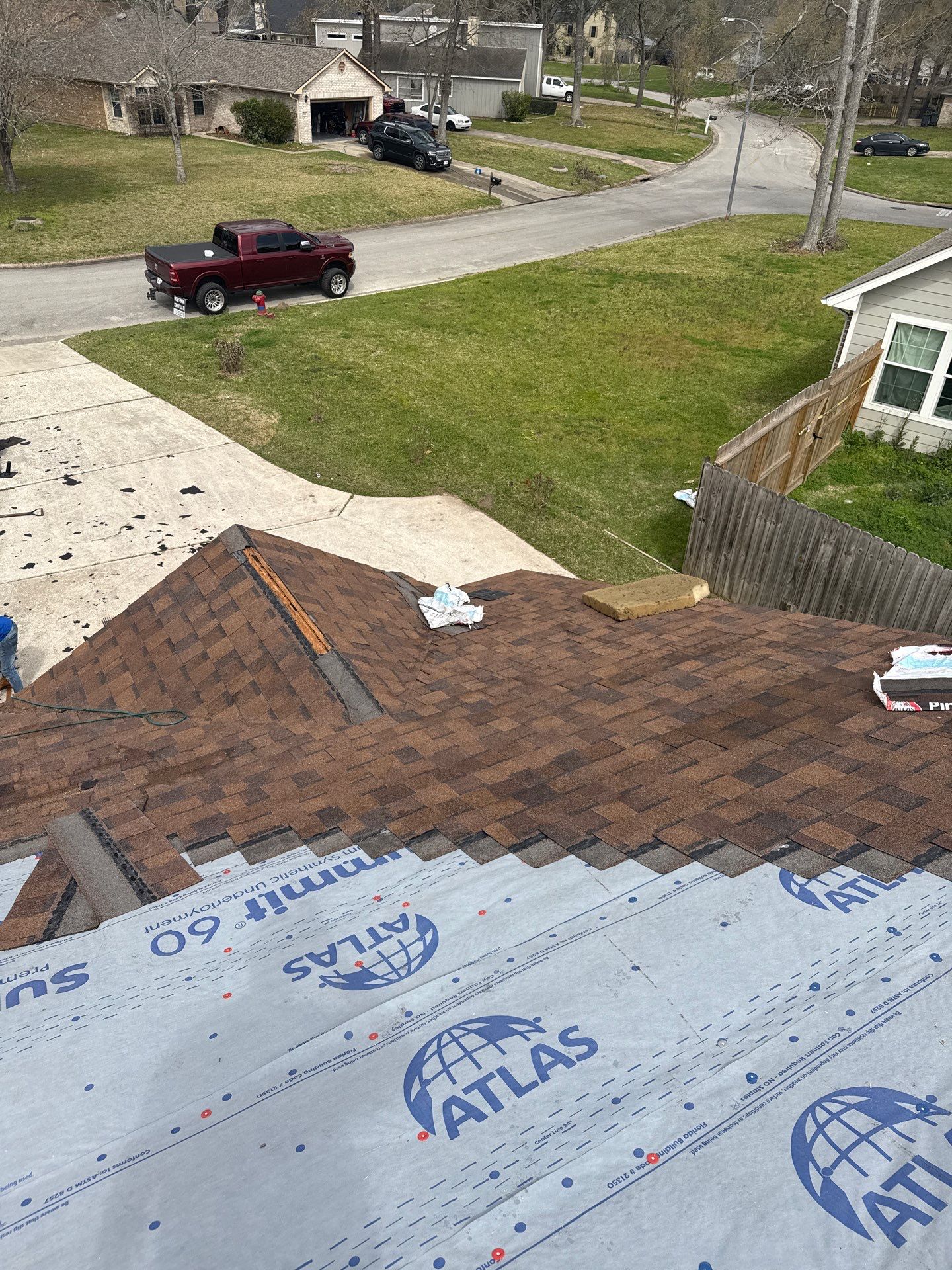 Crosby Roof Installation using Atlas Pinnacle Pristine by Modern BYLT Roofing & Construction
