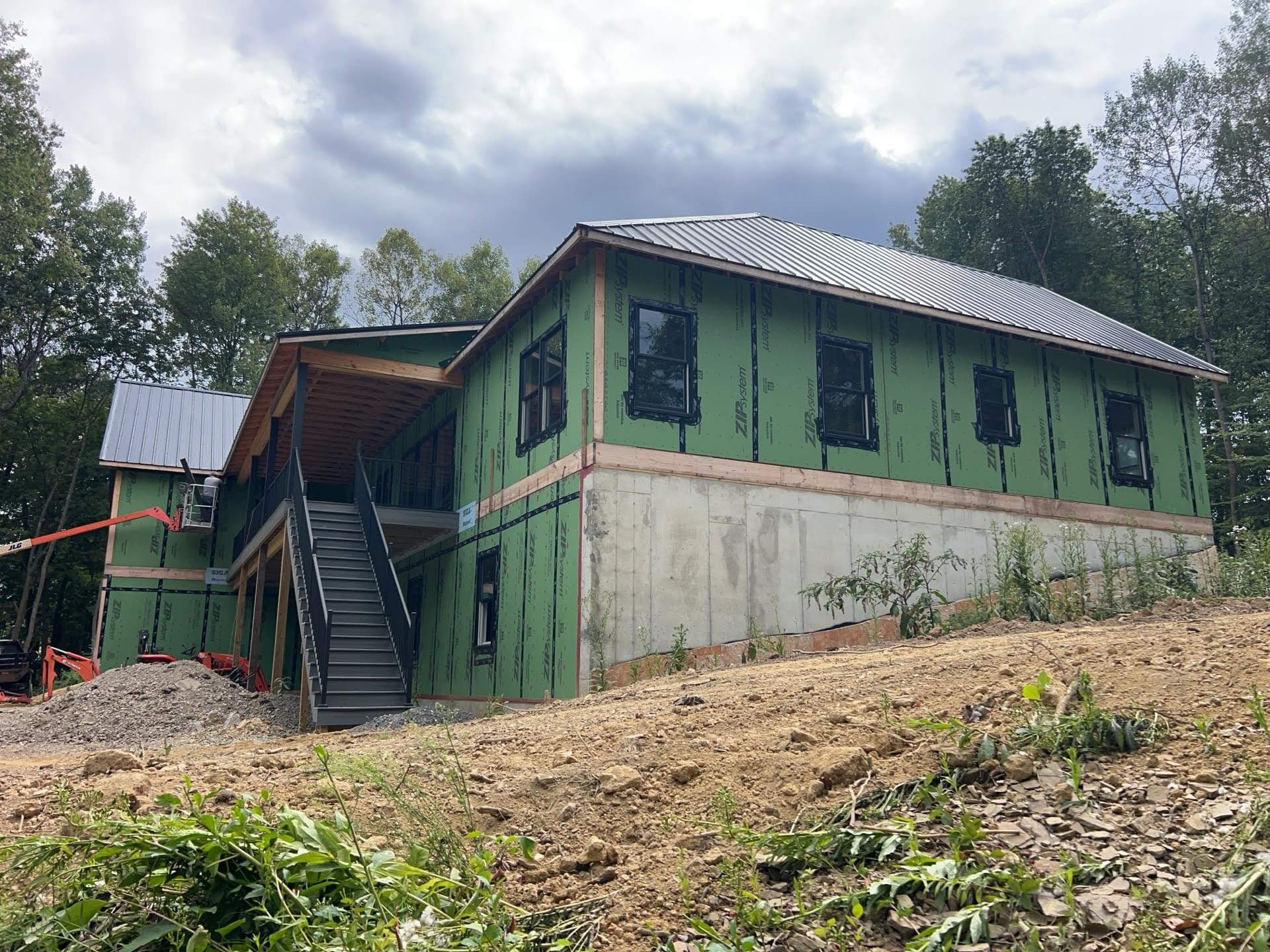 James Hardie Board and Batten Home in Casey Drive by Ideal Siding Pittsburgh