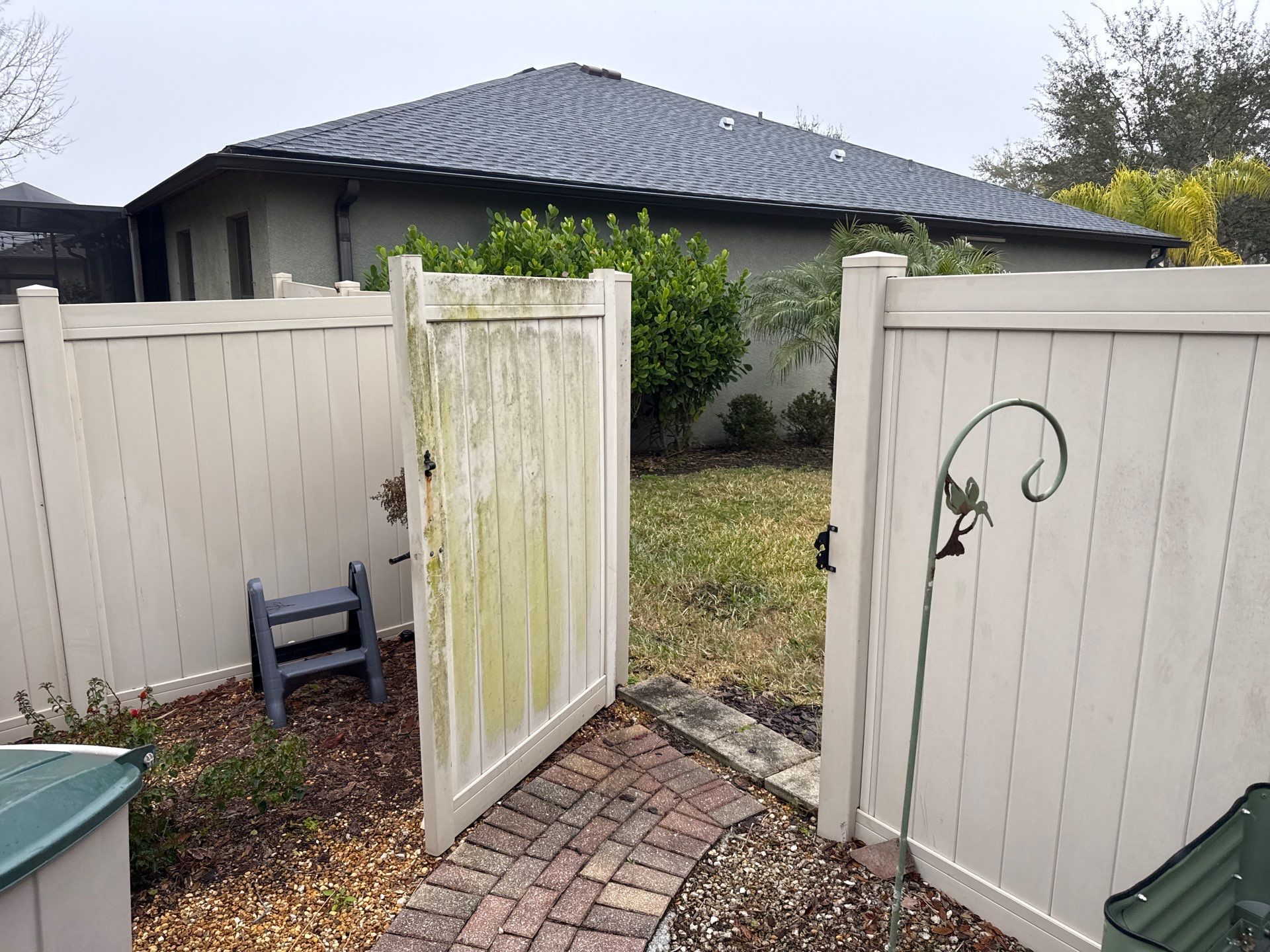 House Wash, Fence Cleaning & Driveway Cleaning in Lexington – Parrish, FL by Sunshine AquaWash