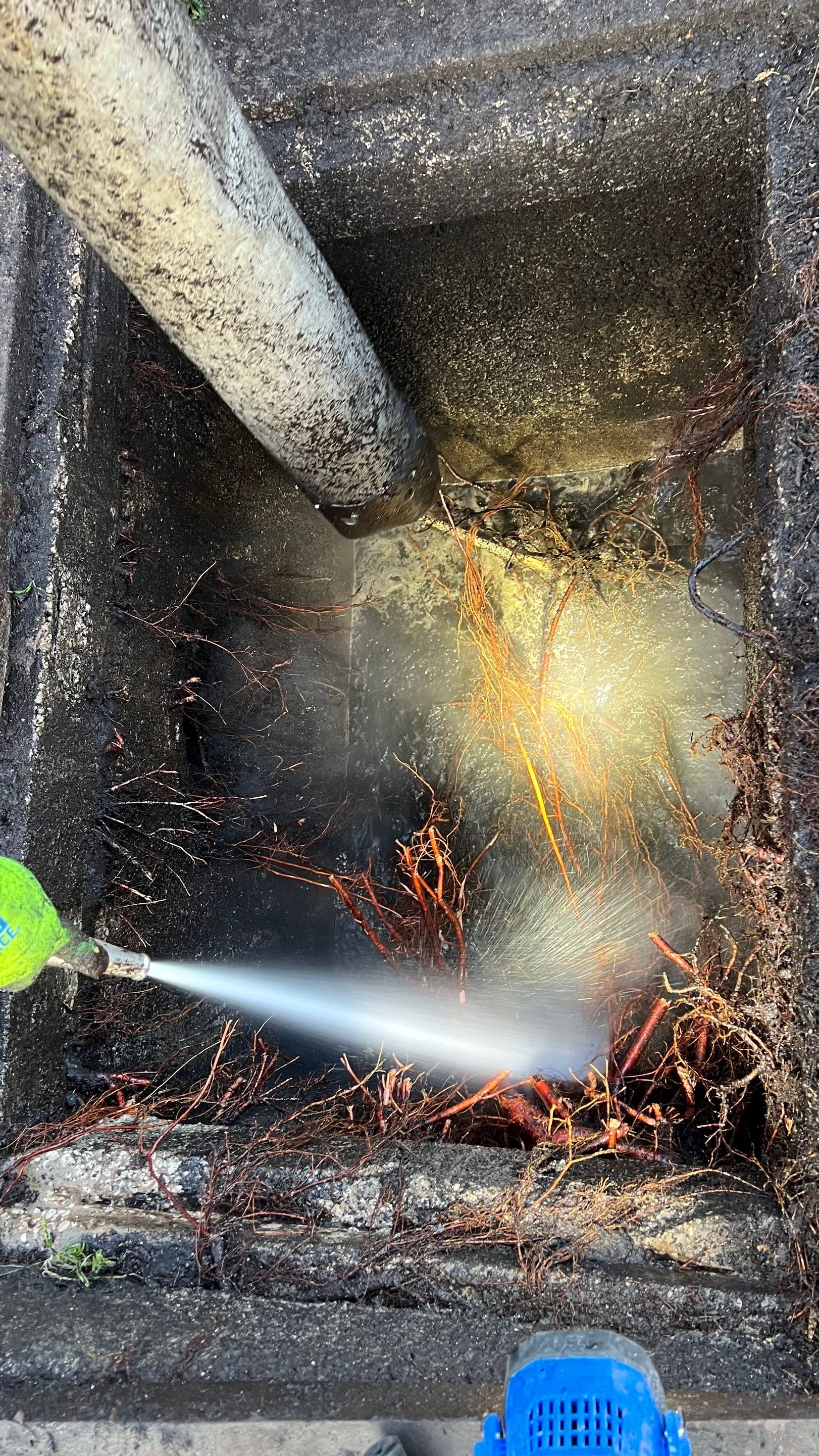 Apartment Complex Storm Water System Cleaning and Maintenance by Don Mar, Inc. Storm Water Solutions