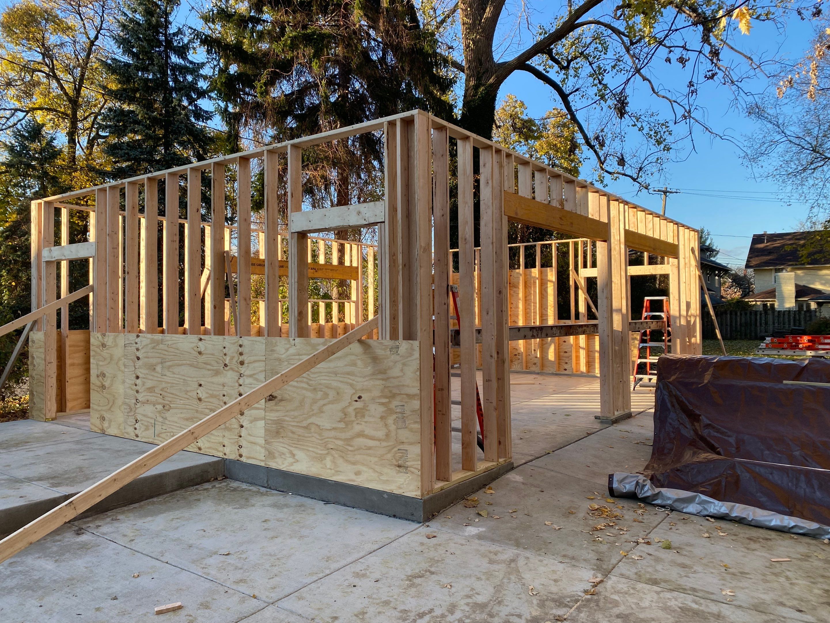 Garage by Ivy Lea Construction