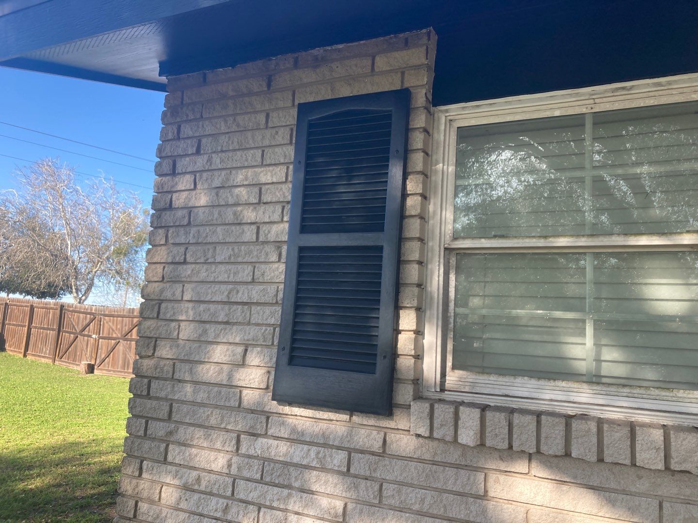 Beeville Backporch sittin' by Bayfront Roofing and Construction