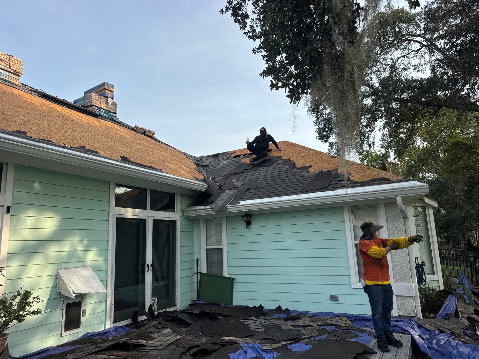 Gray Architectural Shingle Roof Replacement for Orange Park Residence by Avenue Roofing