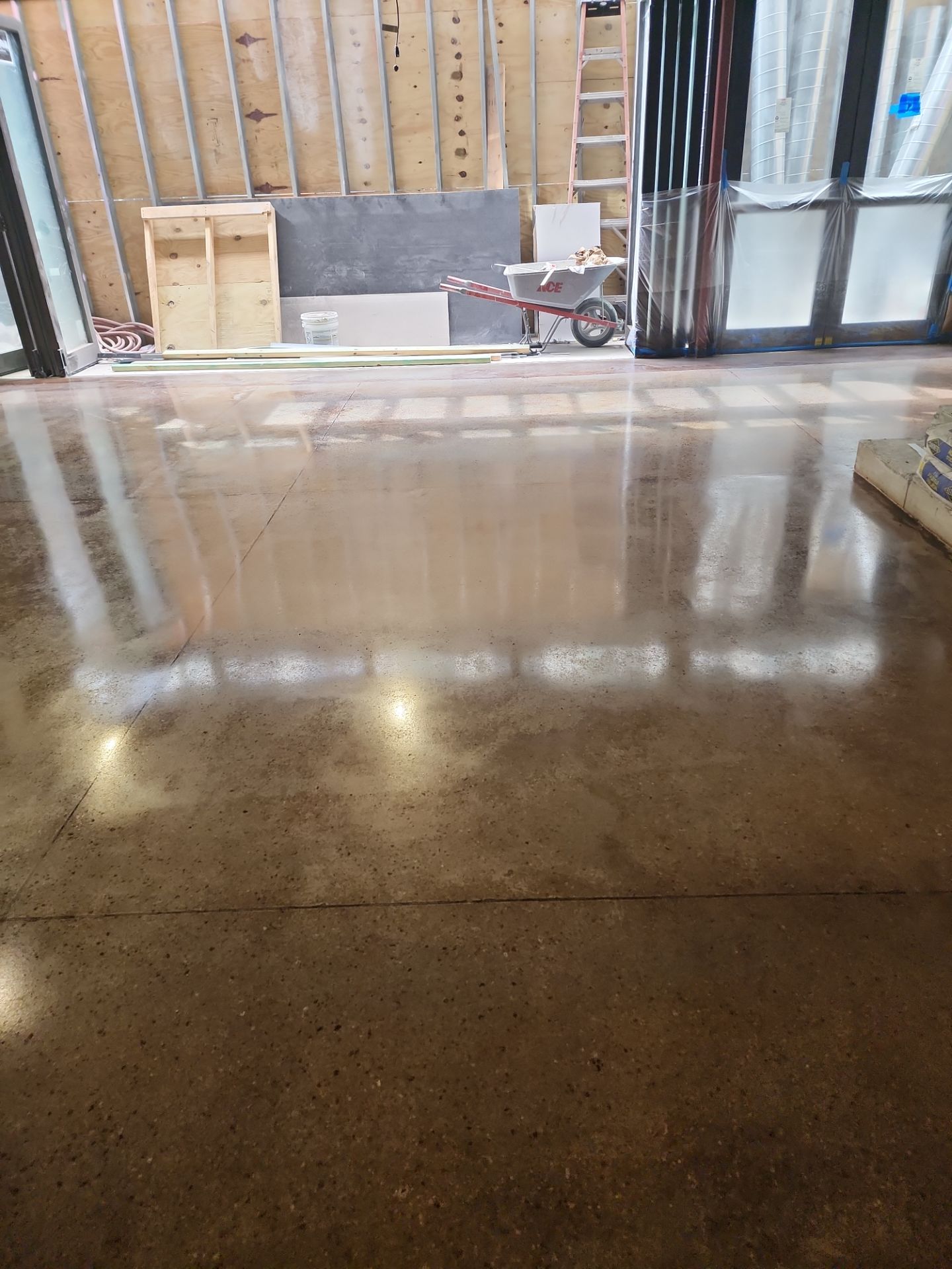 Tulio's Restaurant by Seamless Surfaces