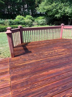 Weathered Deck using Wood Sealant