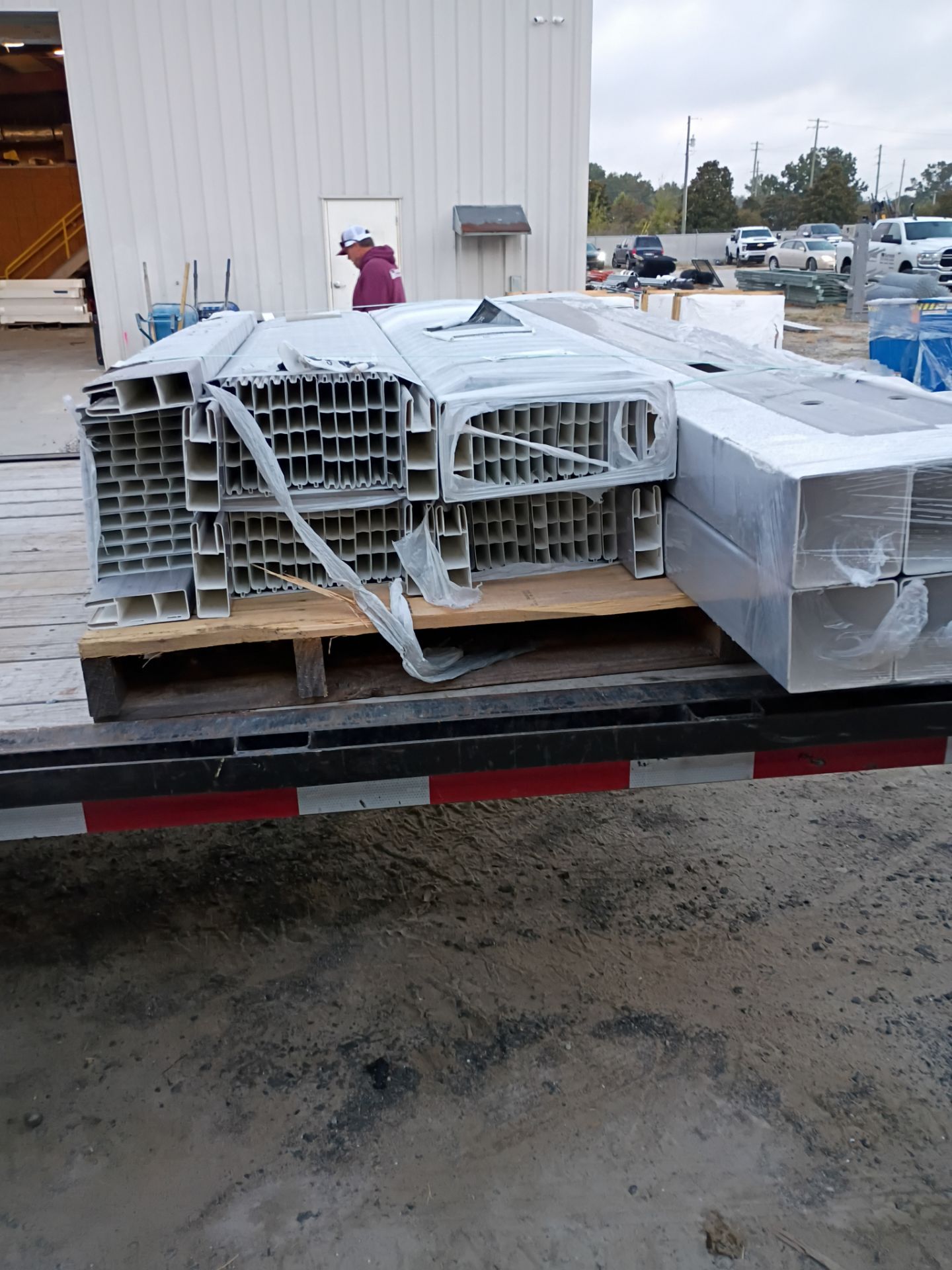 Sterling Aluminum and Gray Hamilton Vinyl Project in New Bern by Superior Fence and Rail