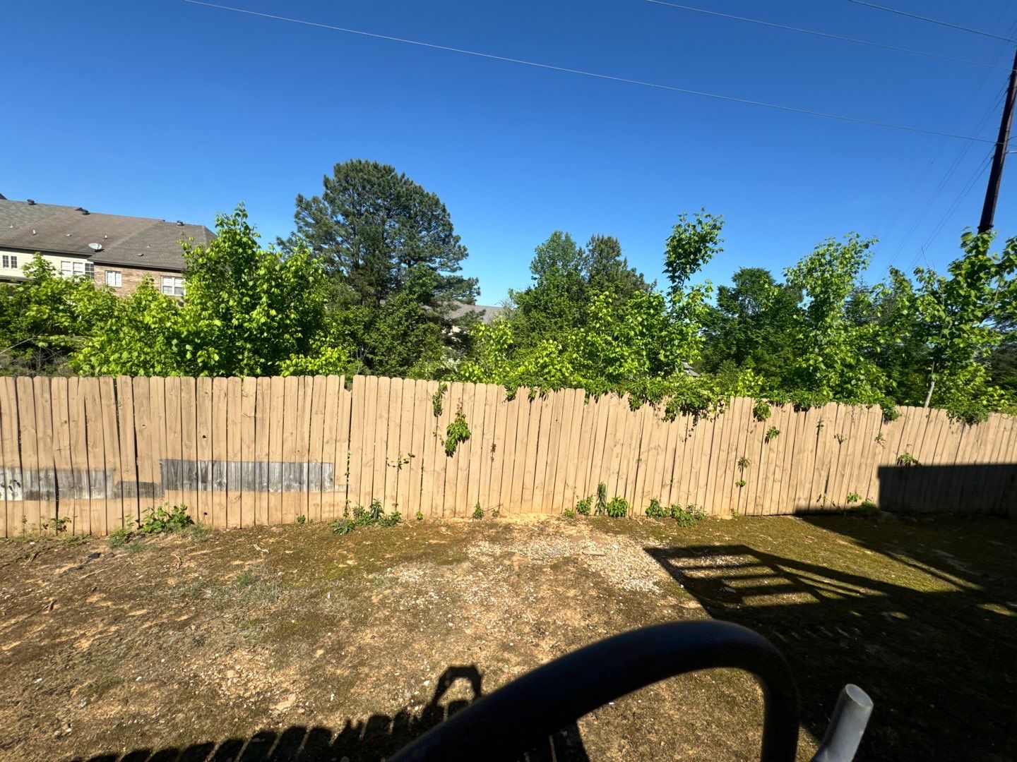 Lake Crest - Fence by Pillar and Pine