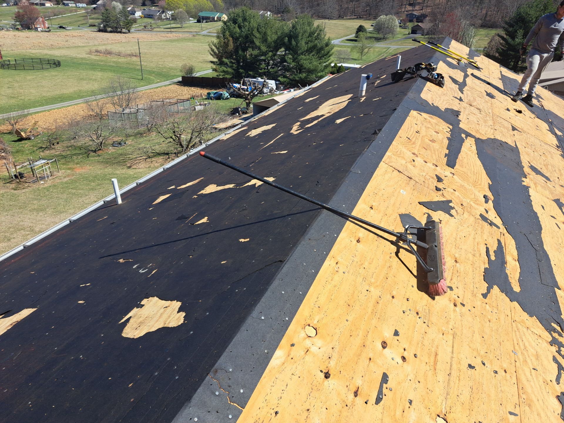 Burgundy Frost by Omnia Roofing