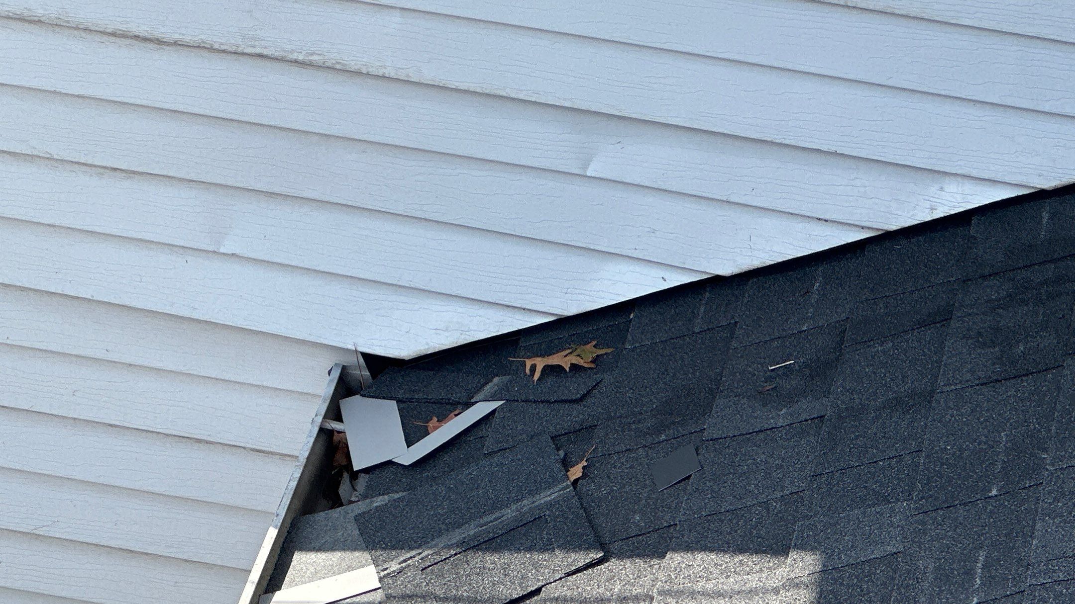 Liberty Township - Pristine Black by Tamlin Roofing