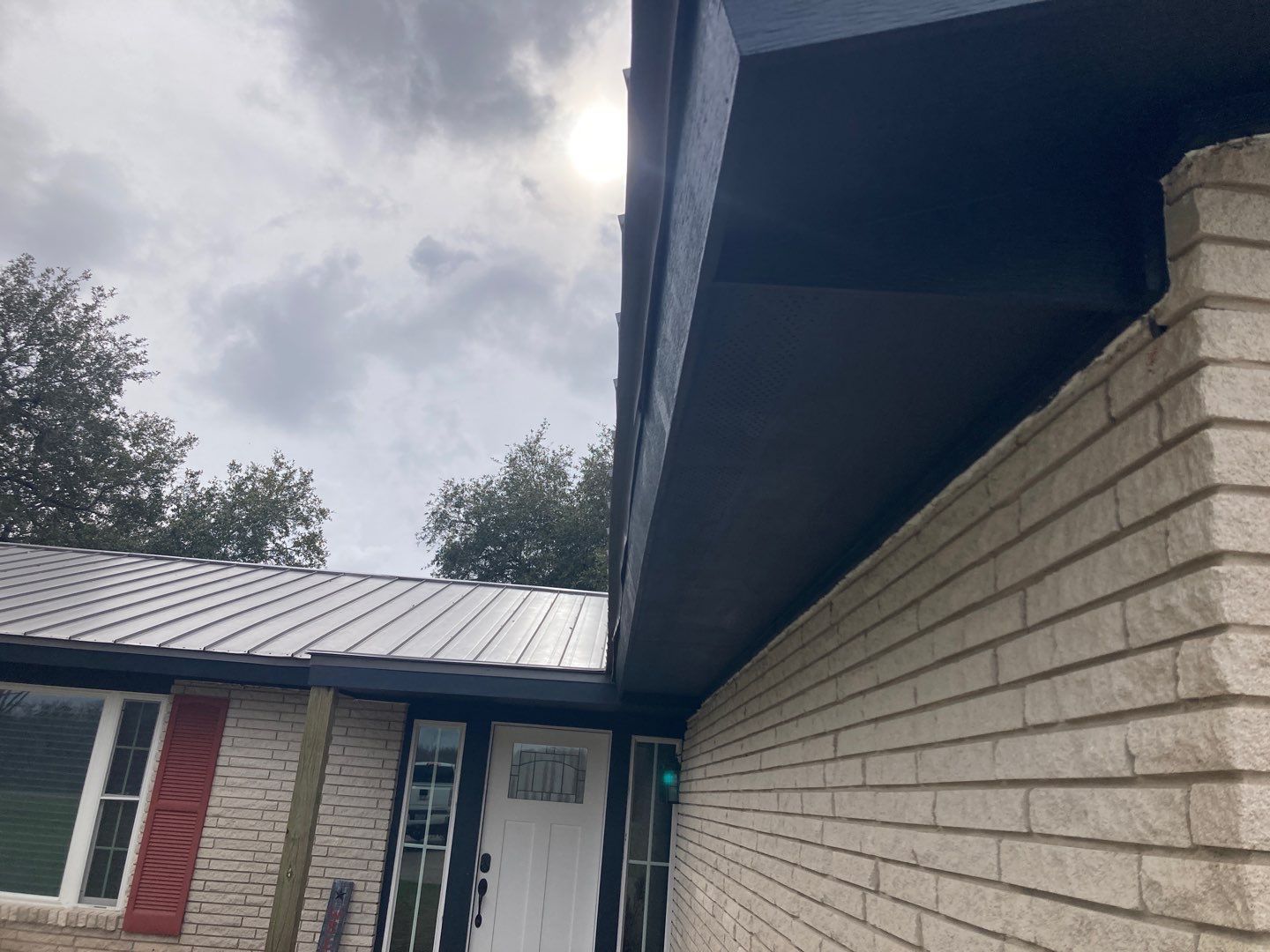Beeville Backporch sittin' by Bayfront Roofing and Construction