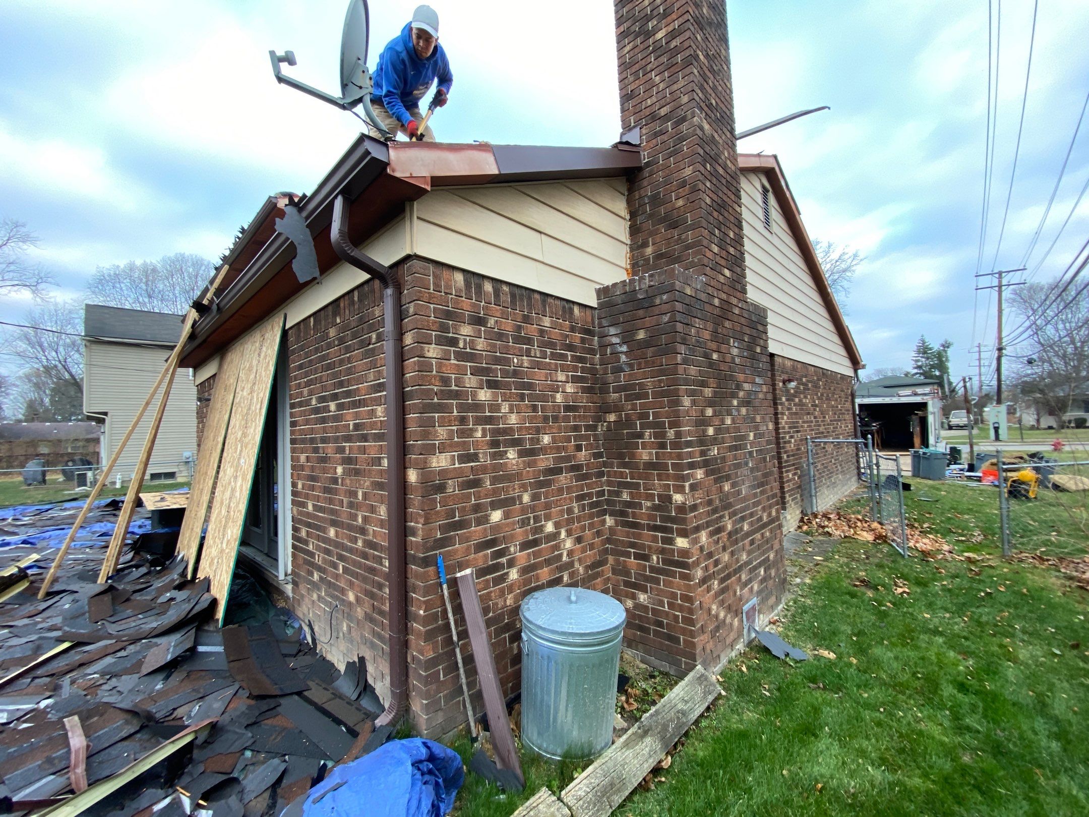 Roof Replacement using Owens Corning by 180 Contractors