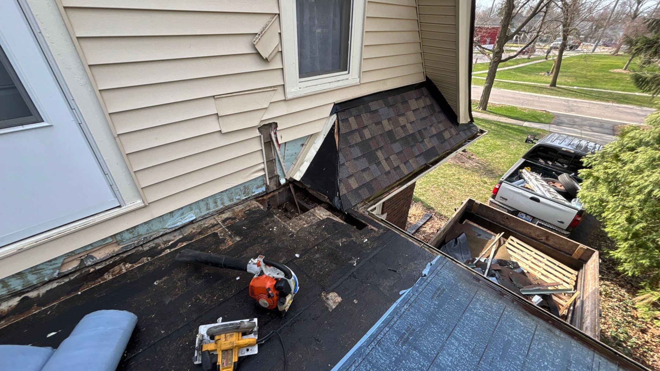 Roof Replacement using Owens Corning Summer Harvest by 180 Contractors