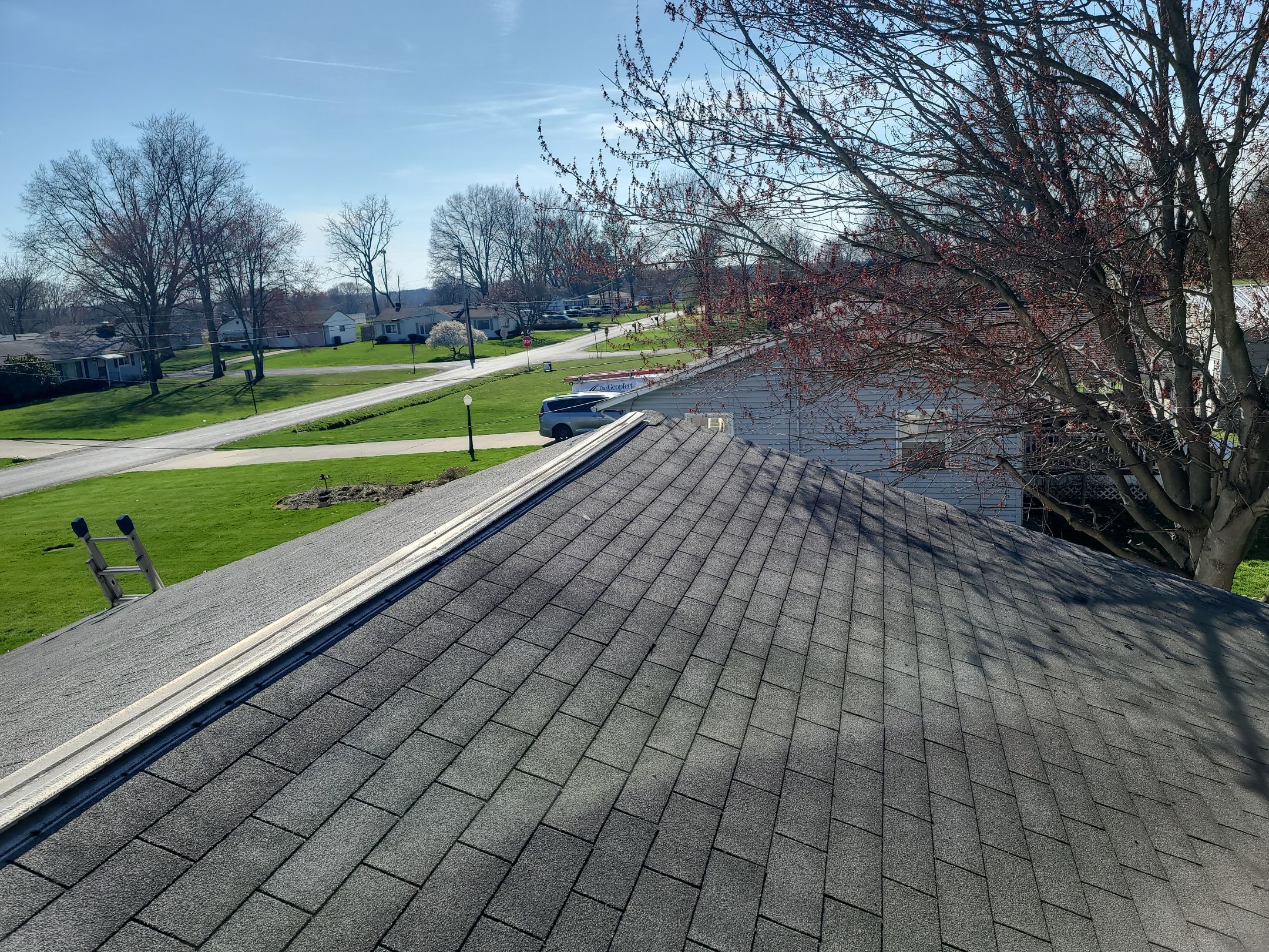 ATLAS PINNACLE COLOR: BLACK SHADOW DRIP EDGE: WHITE by Eagle Eye Roofing