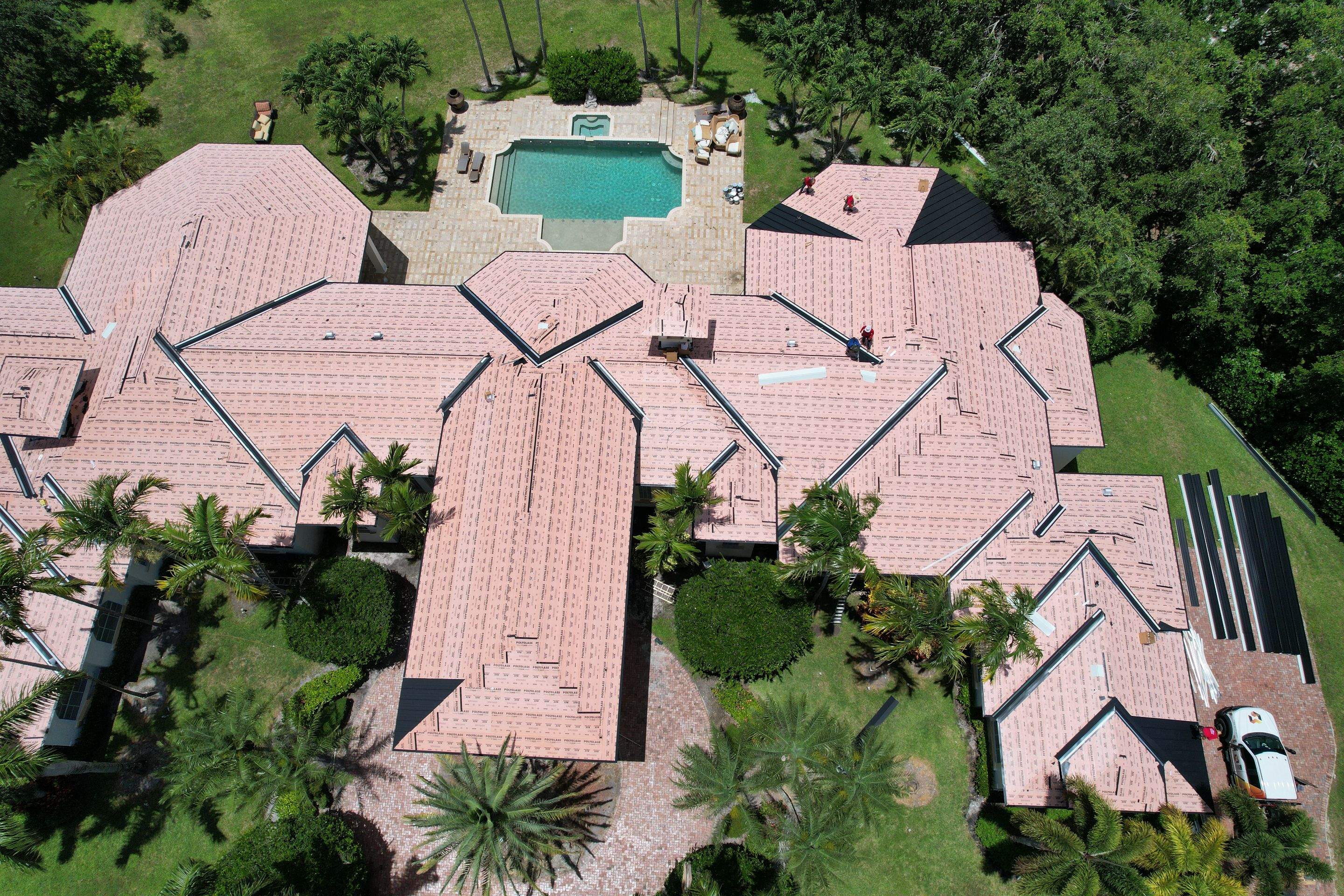 Metal Roof in Davie by Roofing Recovery