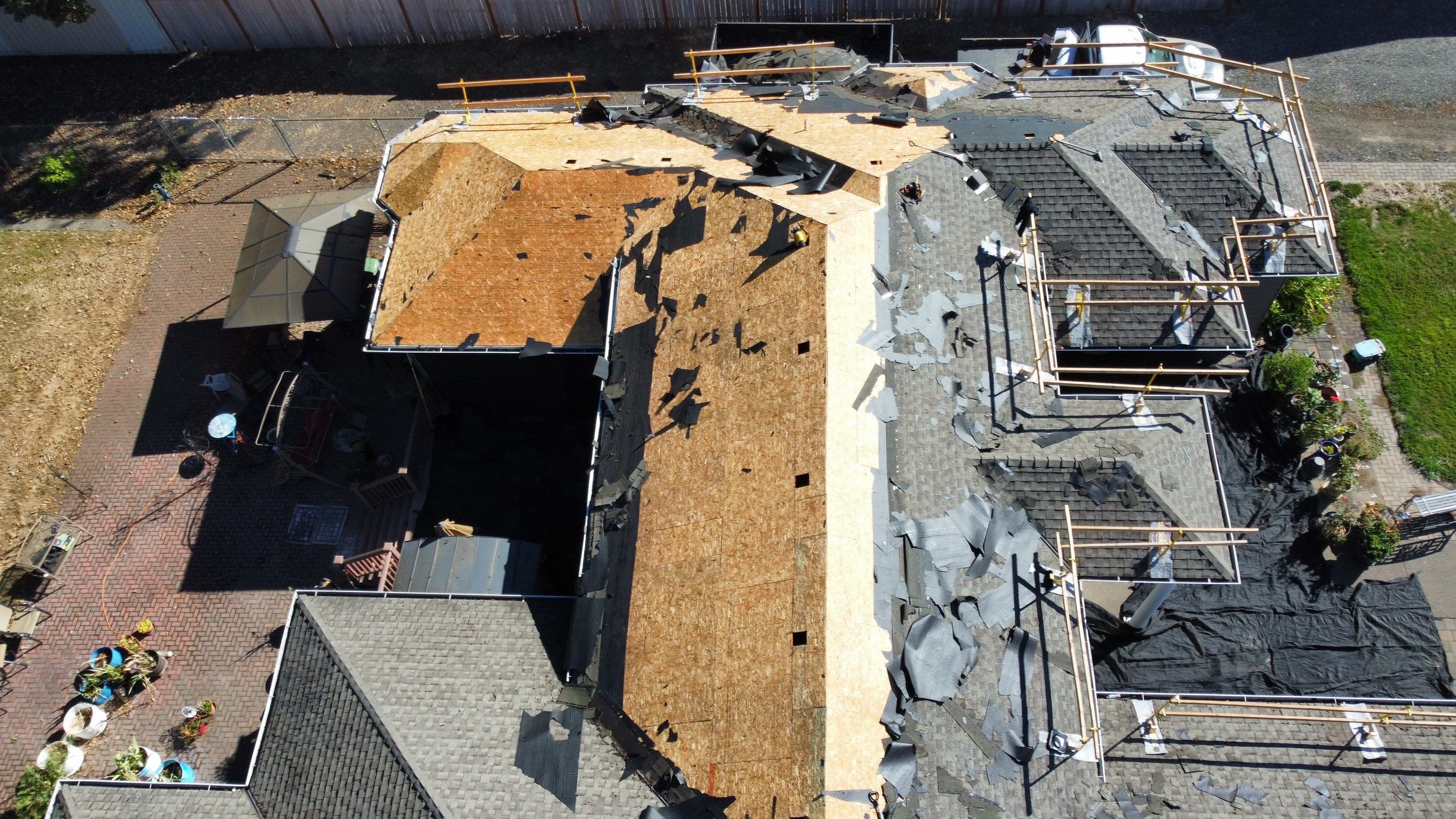 Residential Roofing Installation using IKO Dynasty (Color: Biscayne) by Orezona Building & Roofing Company, Inc.