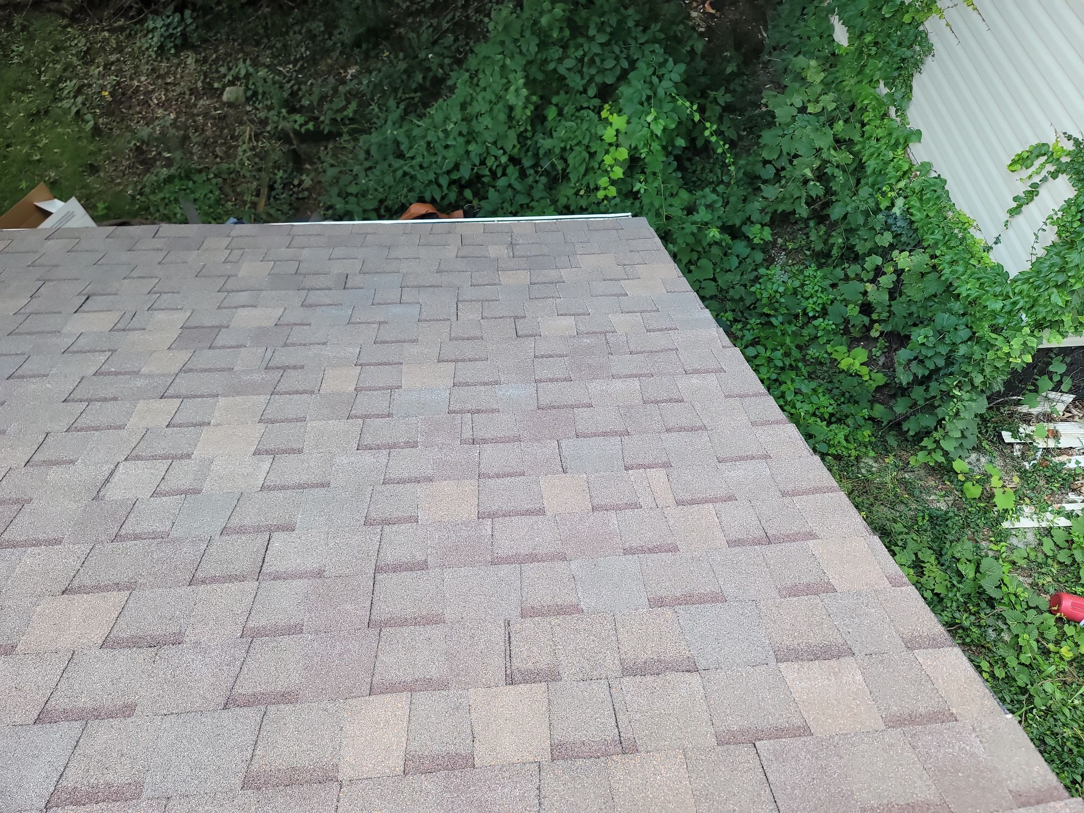 Atlas Pinnacle, Color: Heatherblend, Drip Edge: White by Eagle Eye Roofing