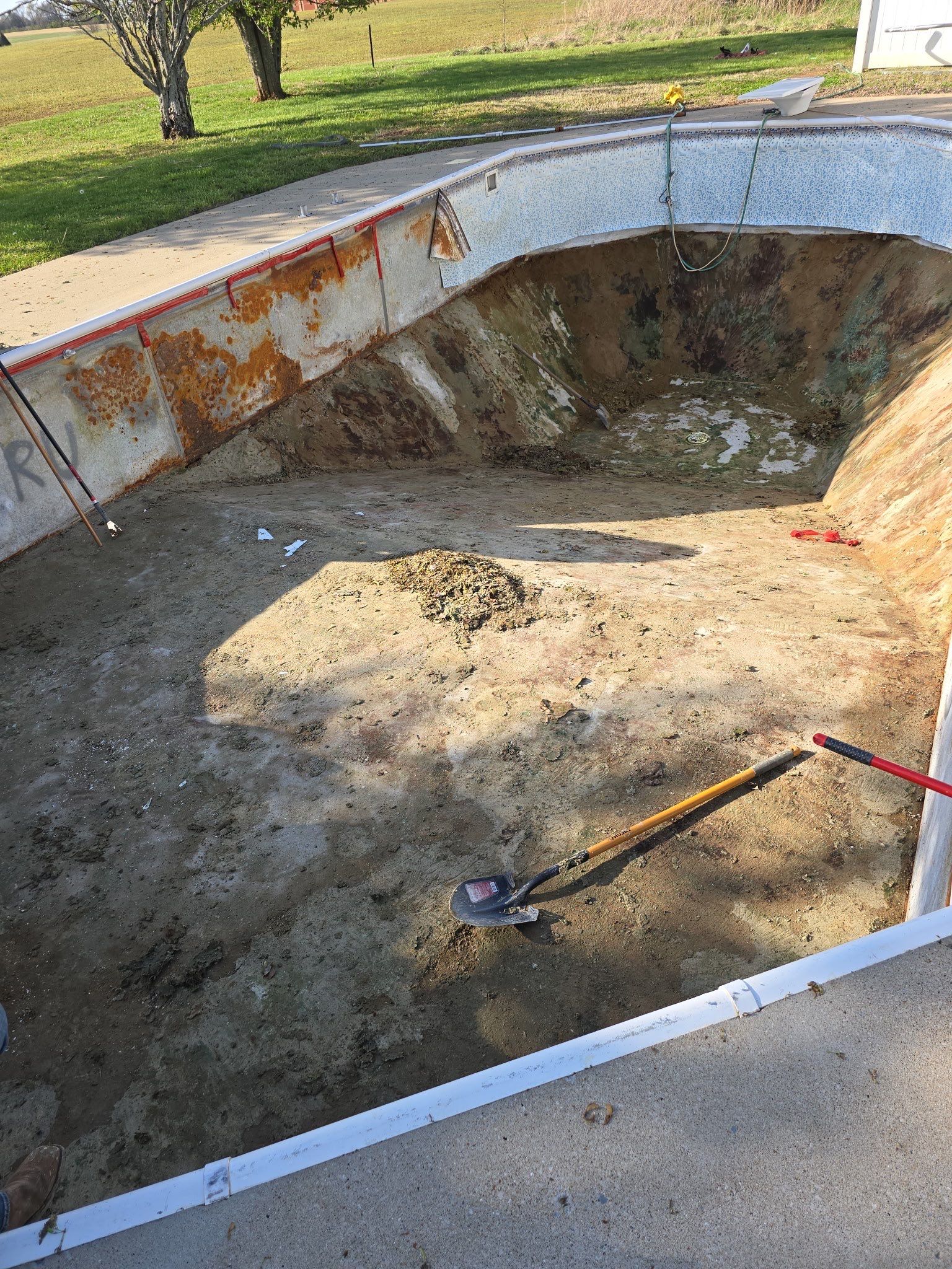 Pool Liner Replacement using Tara Liner - TN by ASP - America's Swimming Pool Company