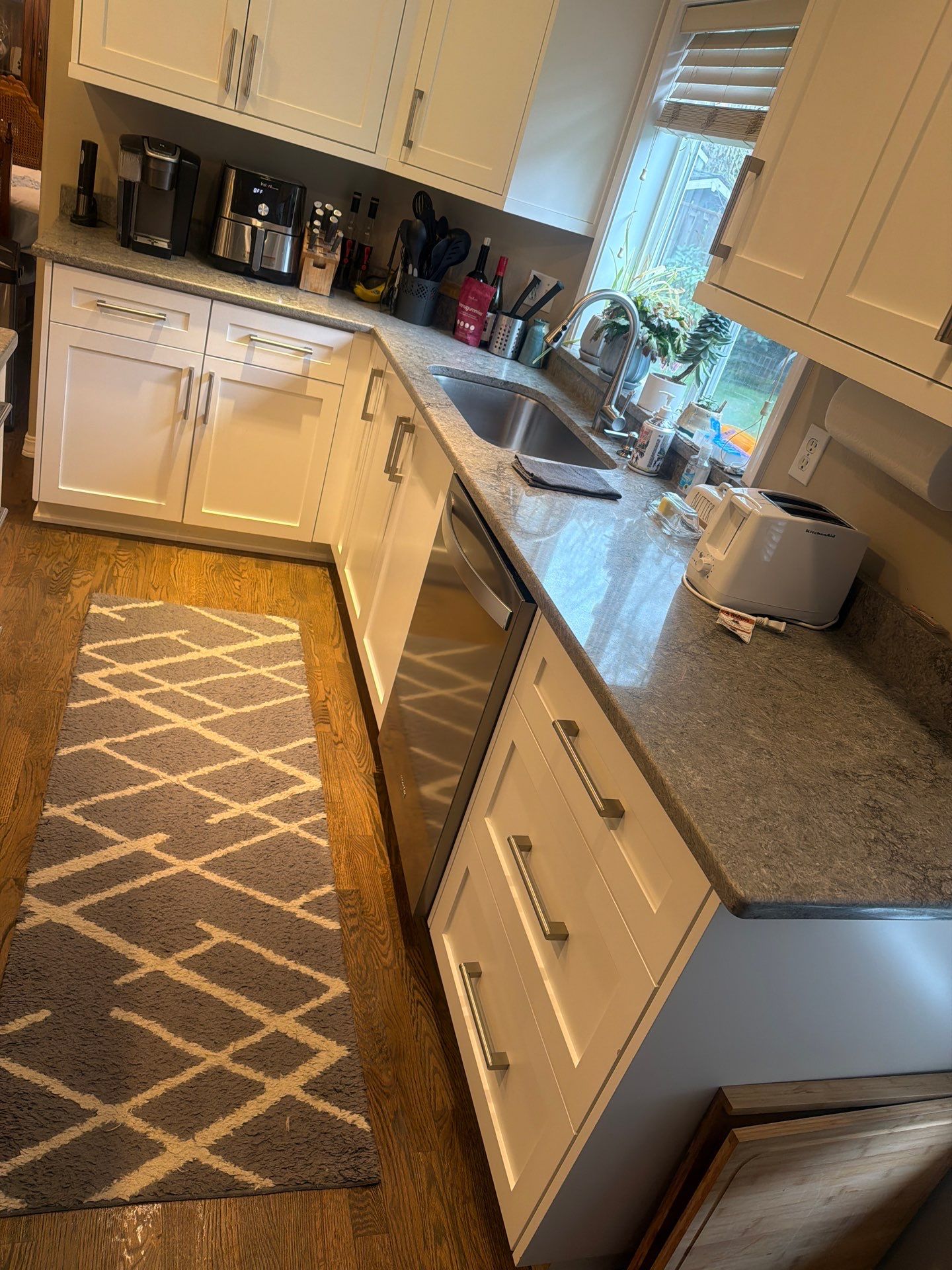 House cleaner Project in Tigard by Cloud 9 Professional Cleaning Services