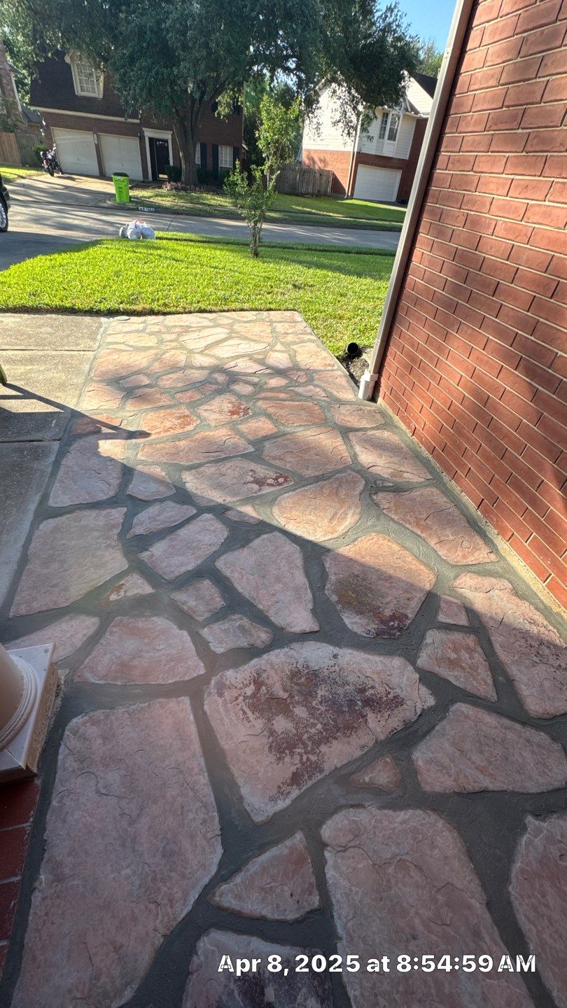 🏡 Mary Gray’s Entrance Transformation — Flagstone, Trim & Gutter Service by Texas Urban Elements