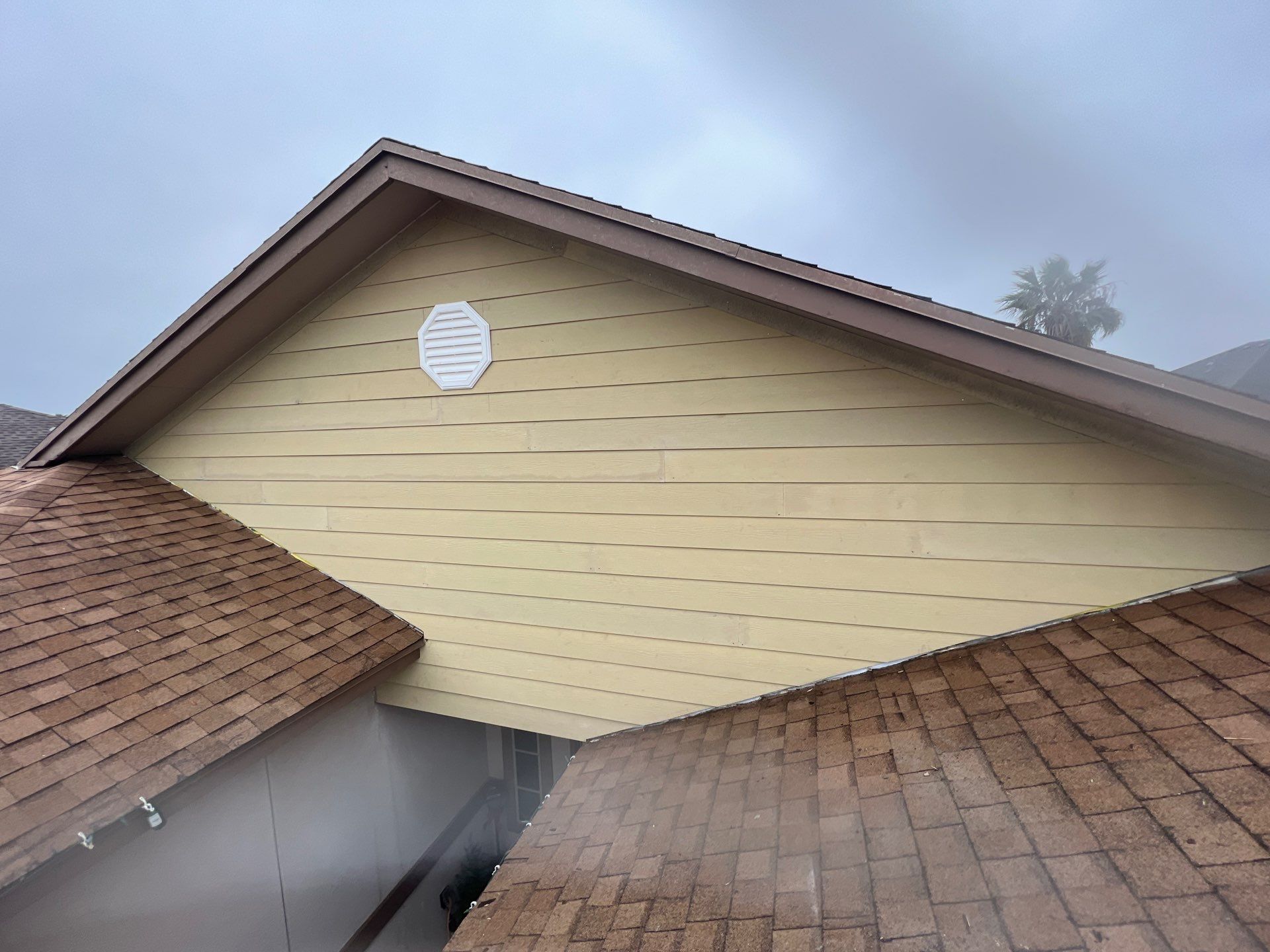 Island Hardie by Bayfront Roofing and Construction
