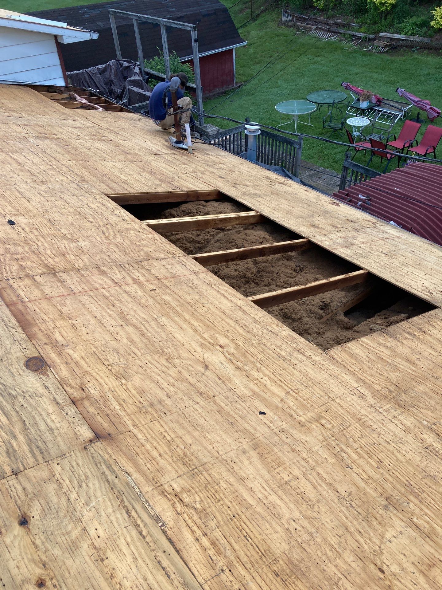 Residential Roofing Installation using GAF Timberline HDZ Charcoal by Rainstoppers Roofing