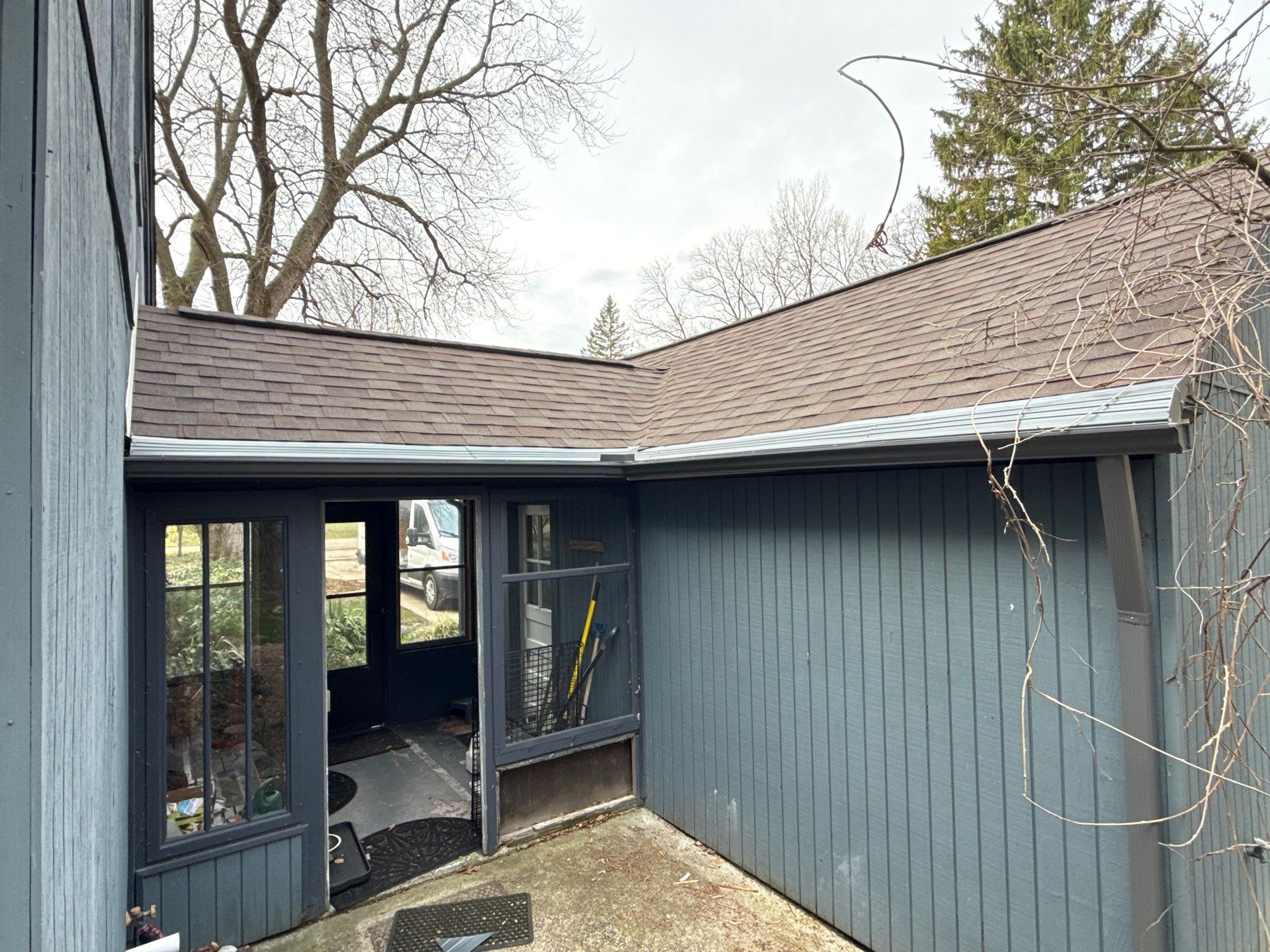 Haslett by Sunrise Seamless