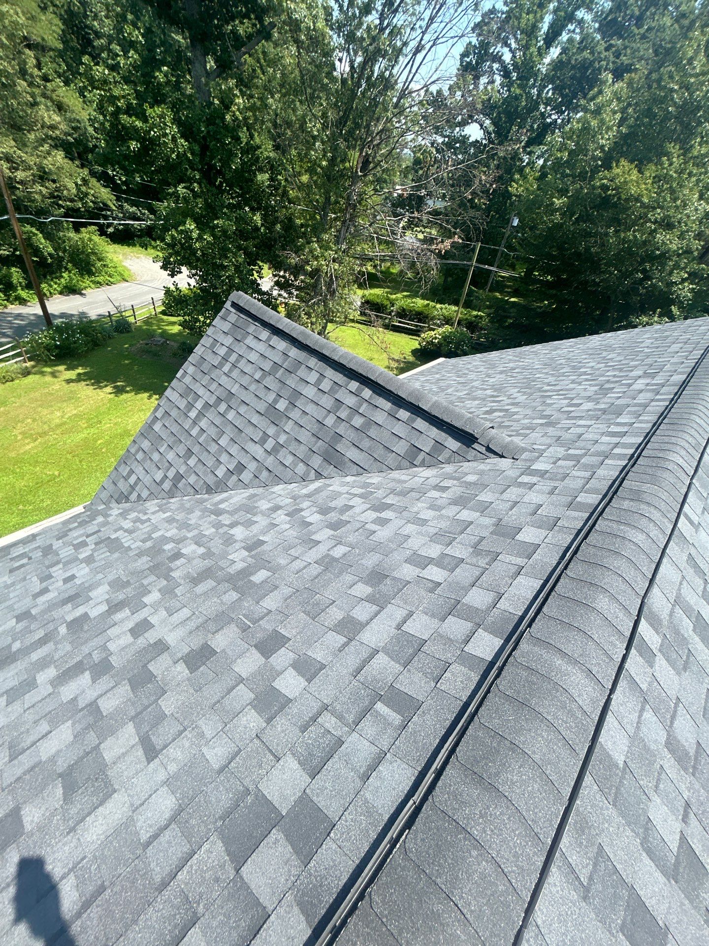 Lorton: Residential Roof with CertainTeed Landmark Pro in Max Def Moire Black by RM Banning, Inc.