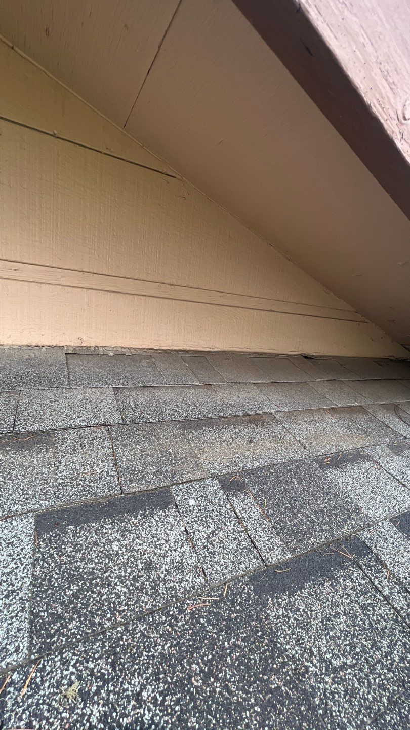 Residential Re-Roof in Lebanon Oregon by Orezona Building & Roofing Company, Inc.