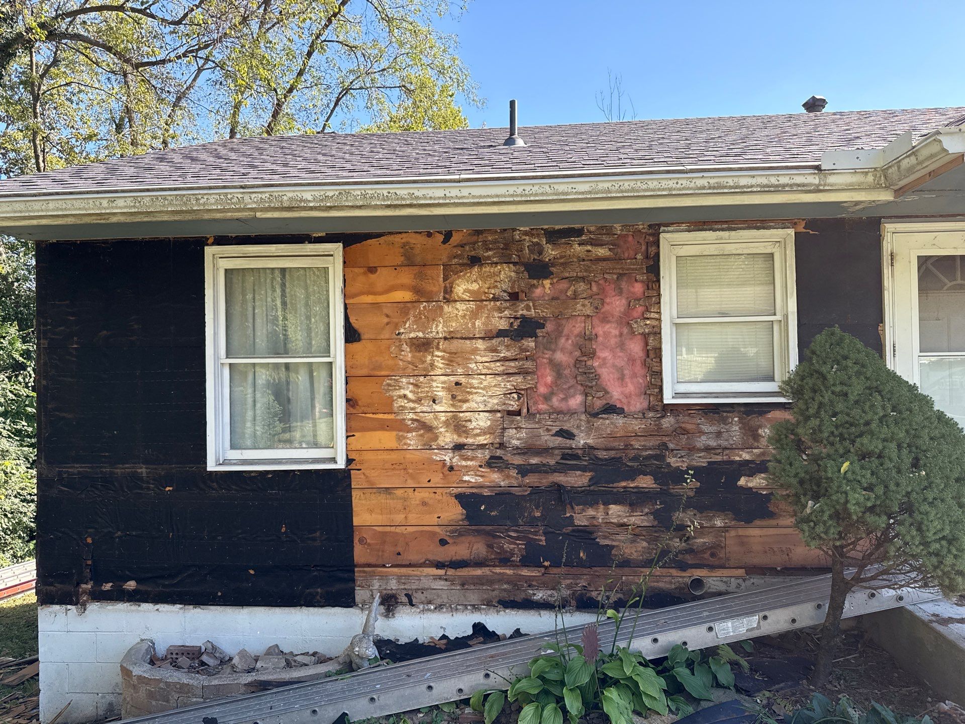 Feeling Blue in Weston Mo - Time for a Makeover  by EEC  Windows, Siding & Roofing 