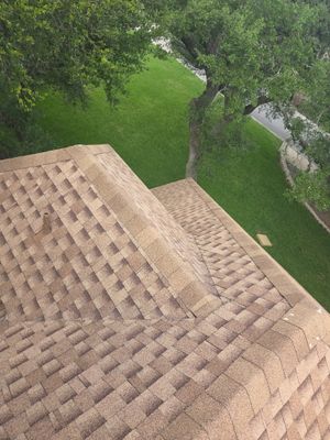Lots of roof in Anderson Mill, TX