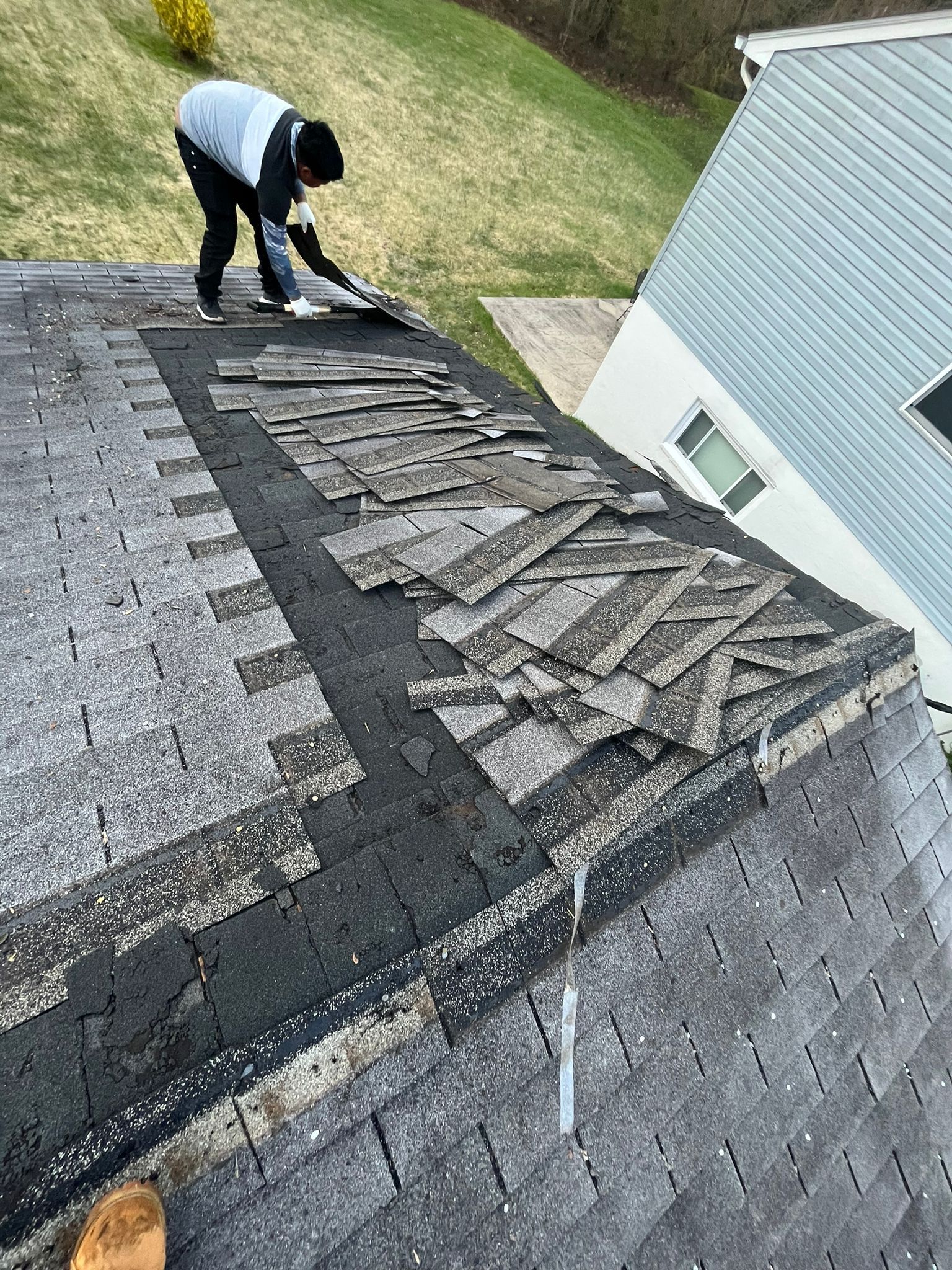 Roof Installation using GAF Timberline HDZ by ExteriorPros