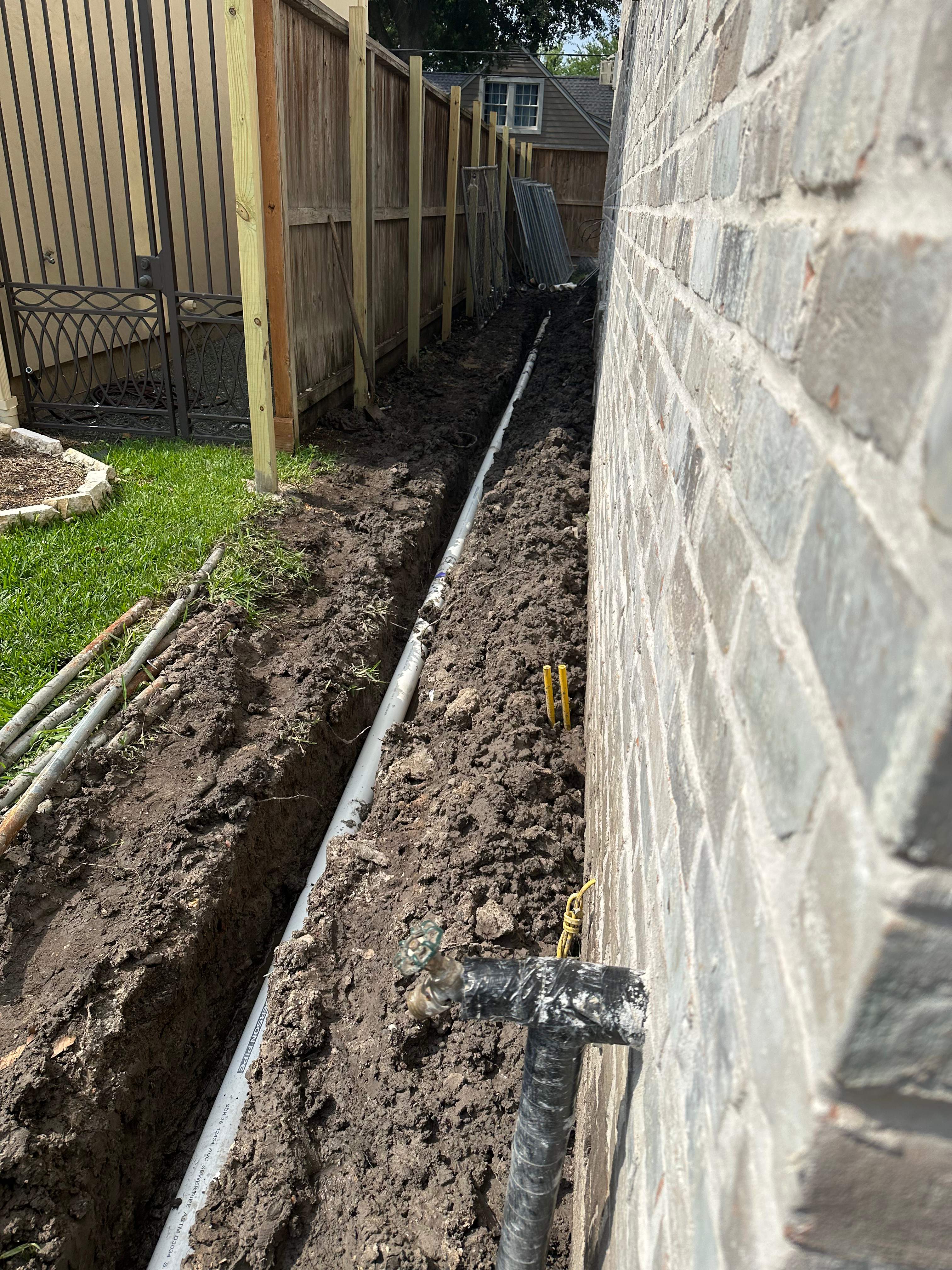 🚘 Mr. Zee’s Paver Driveway Restoration & Drainage Upgrade by Texas Urban Elements