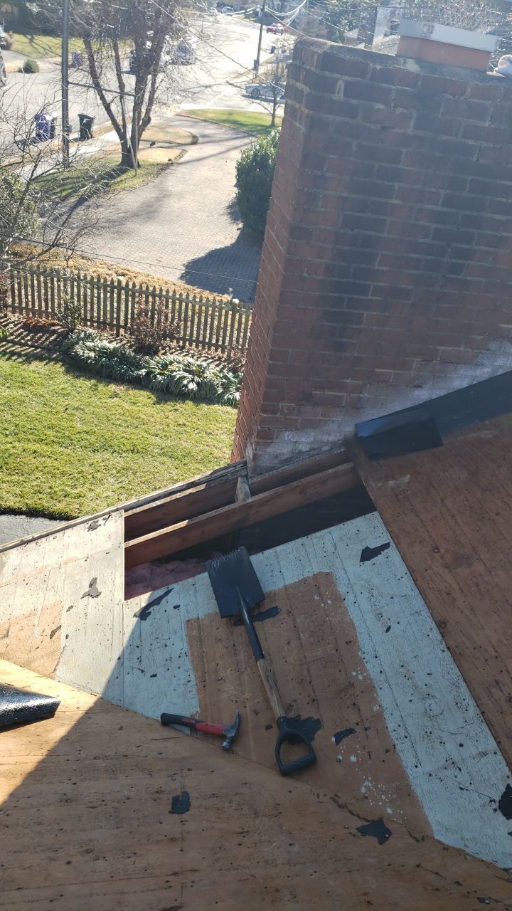 Arlington: CertainTeed Landmark Designer Shingles in Cobblestone Gray by RM Banning, Inc.