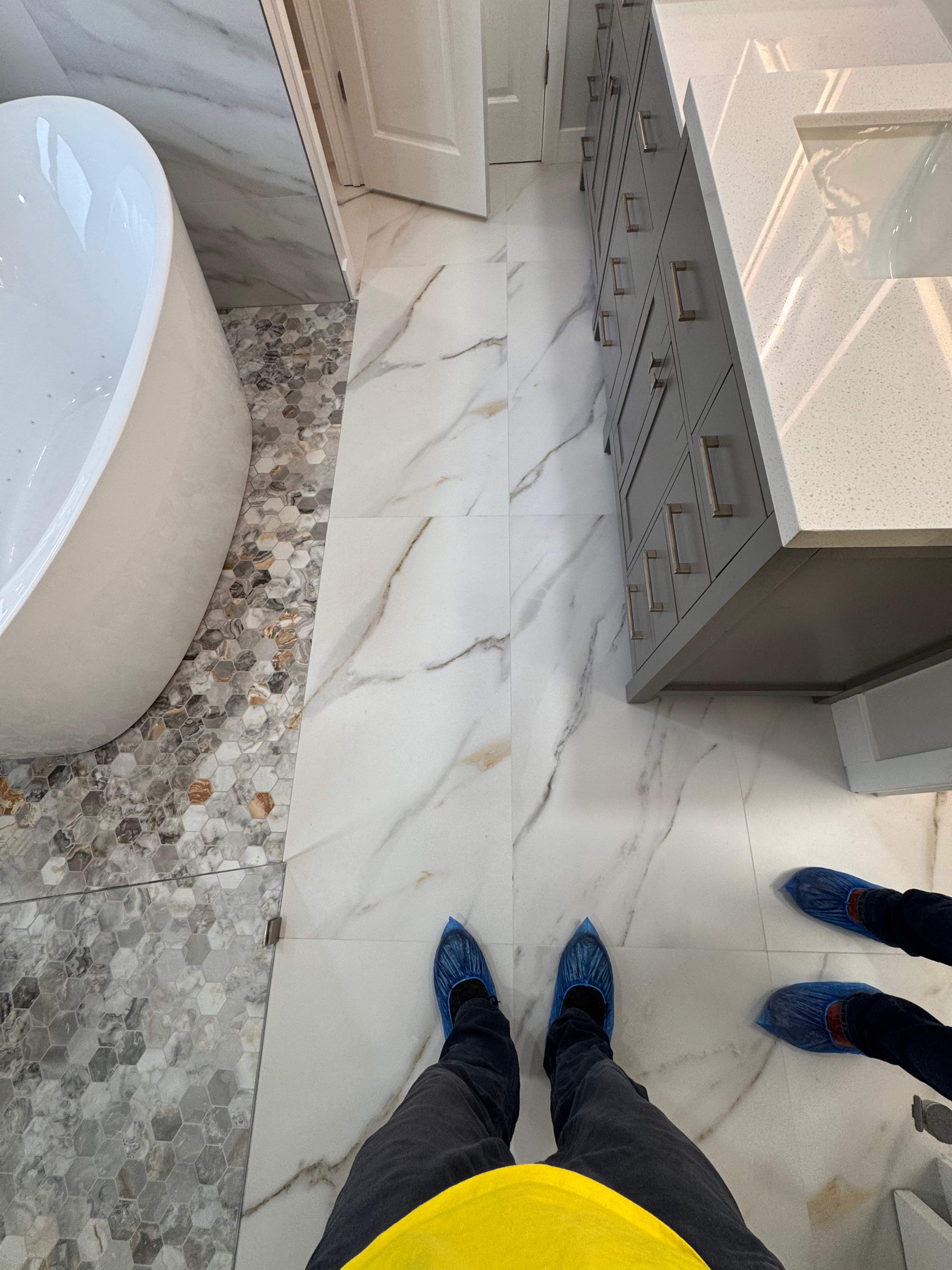 Master bathroom renovation by Prudencio