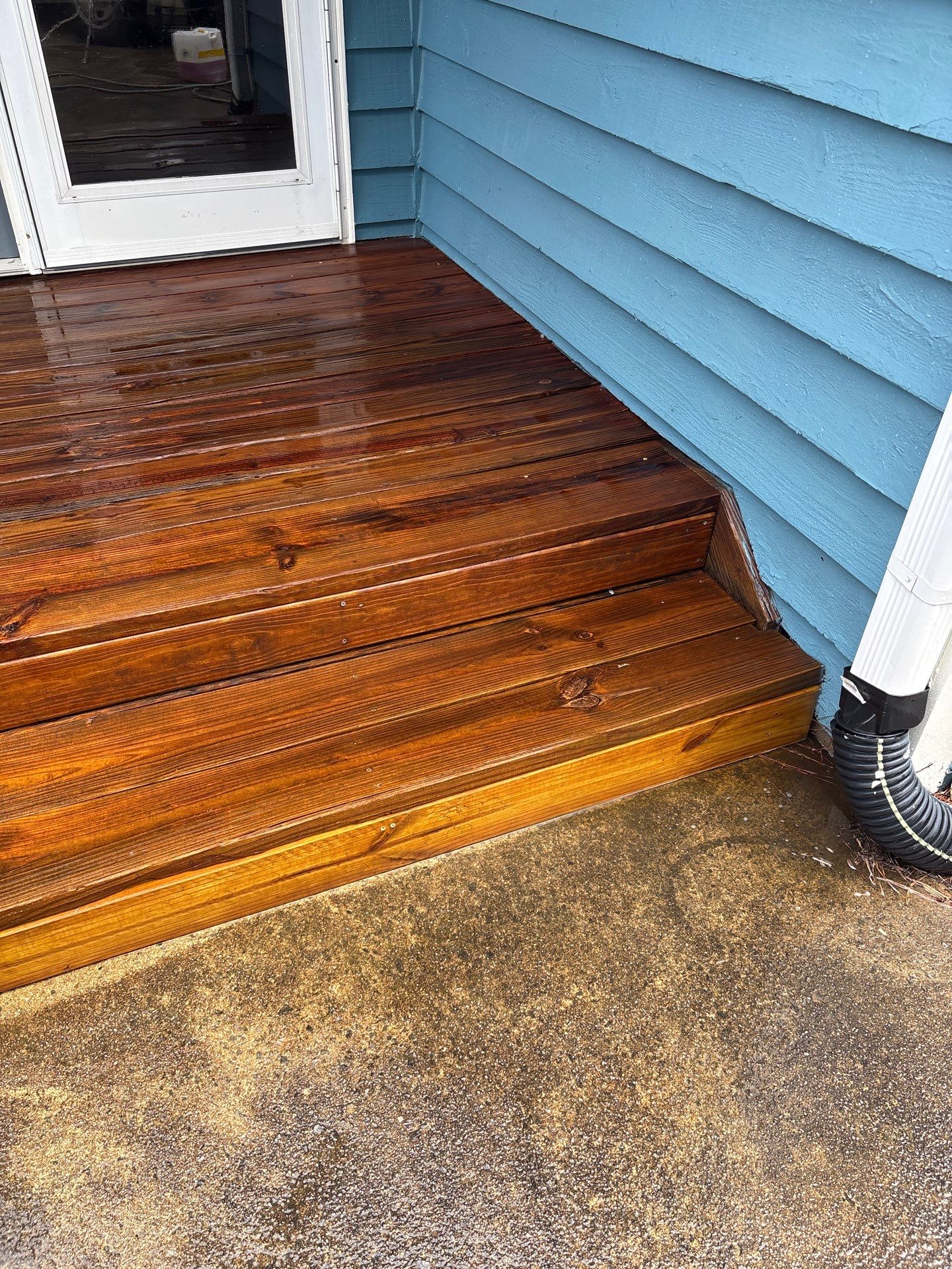 Deck using Wood Sealant by DuraSeal