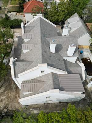 Residential Roofing Installation using DaVinci Multi Width Shake
