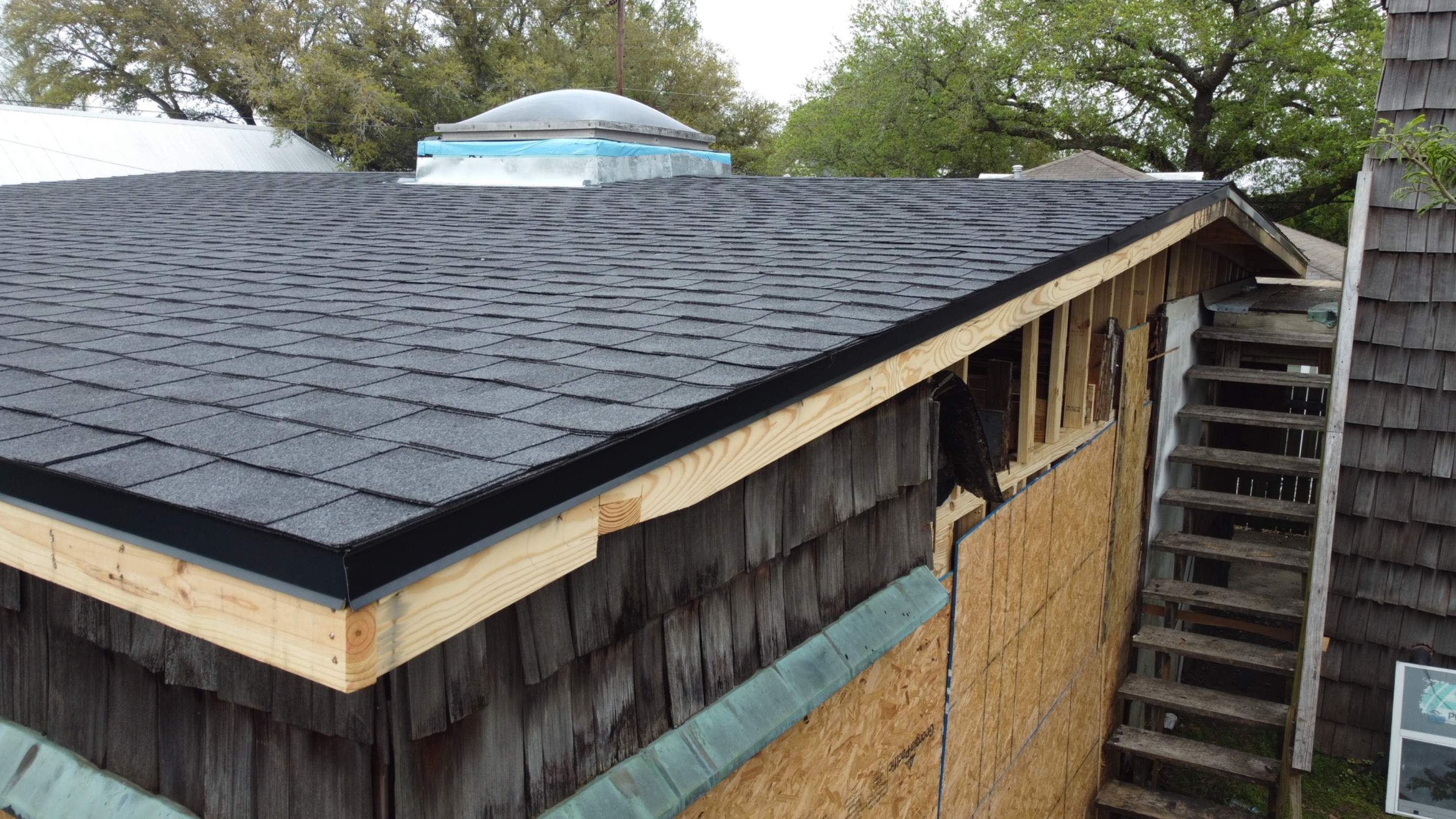 Roof Replacement in New Orleans by HDS Contractors