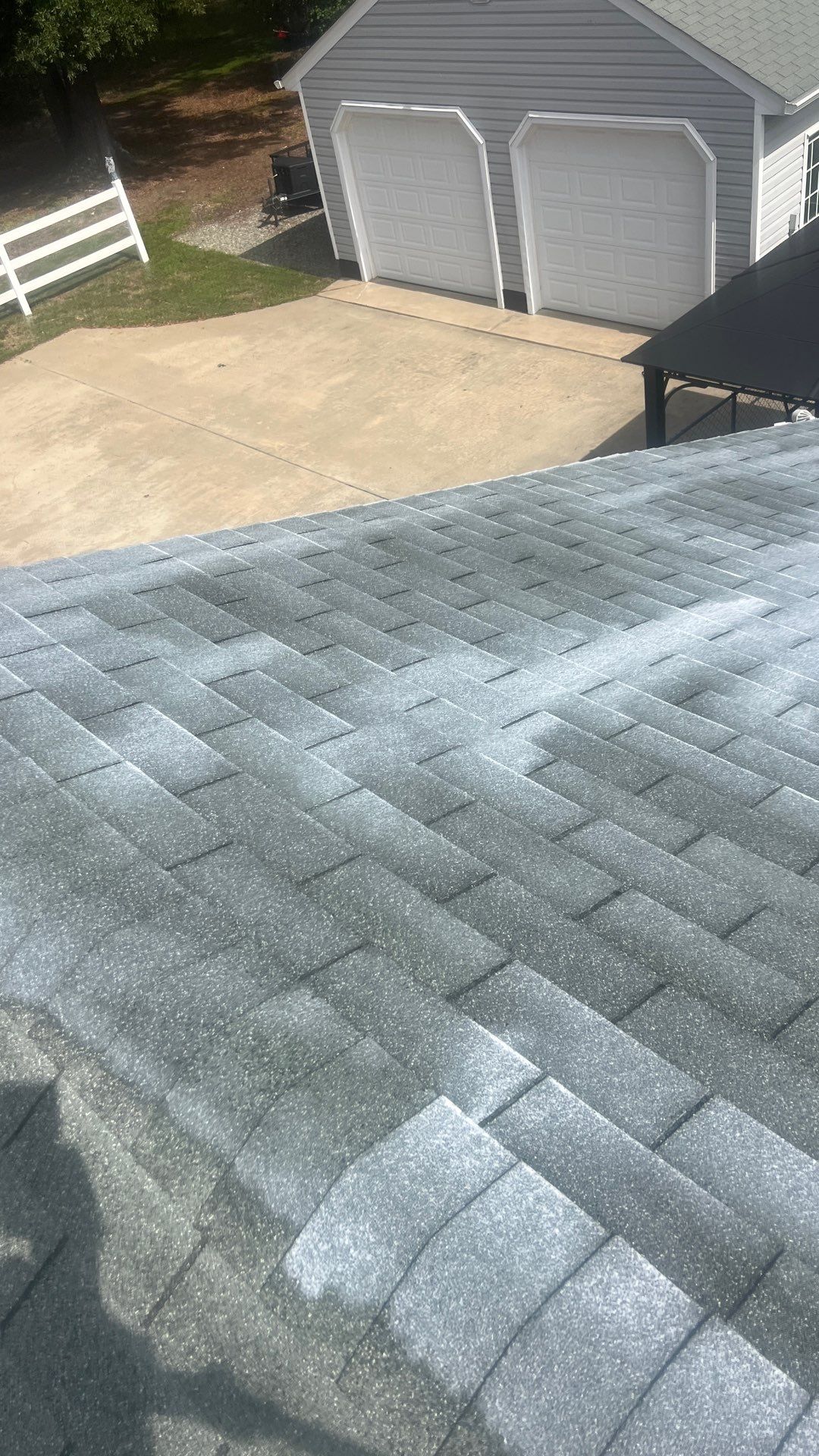 Project in Amelia Court House by Roof Maxx of Midlothian