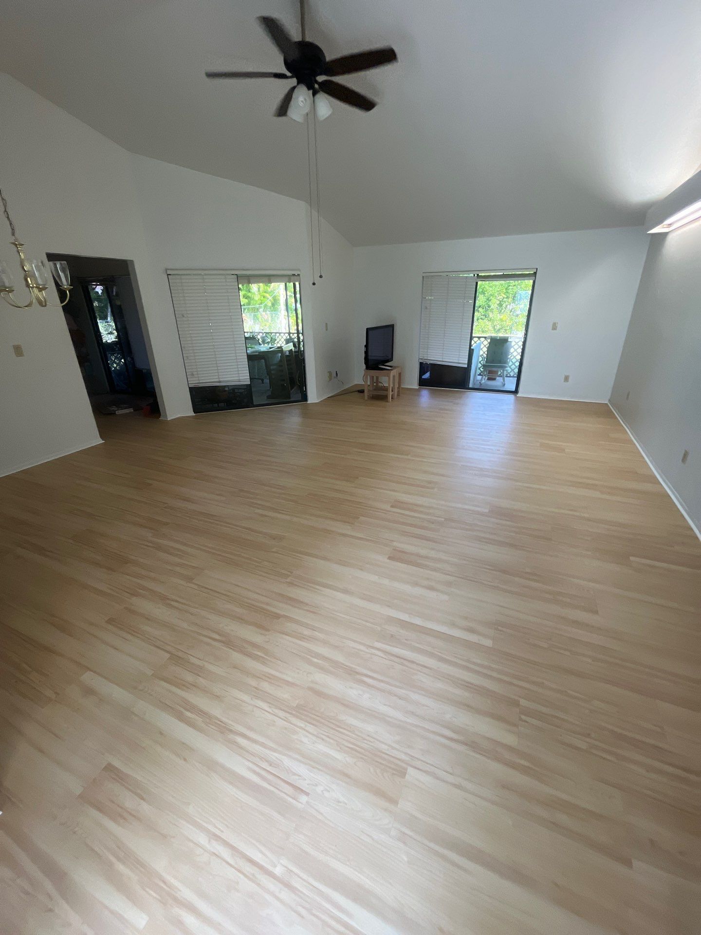 LVP Install by Vrmmm Flooring